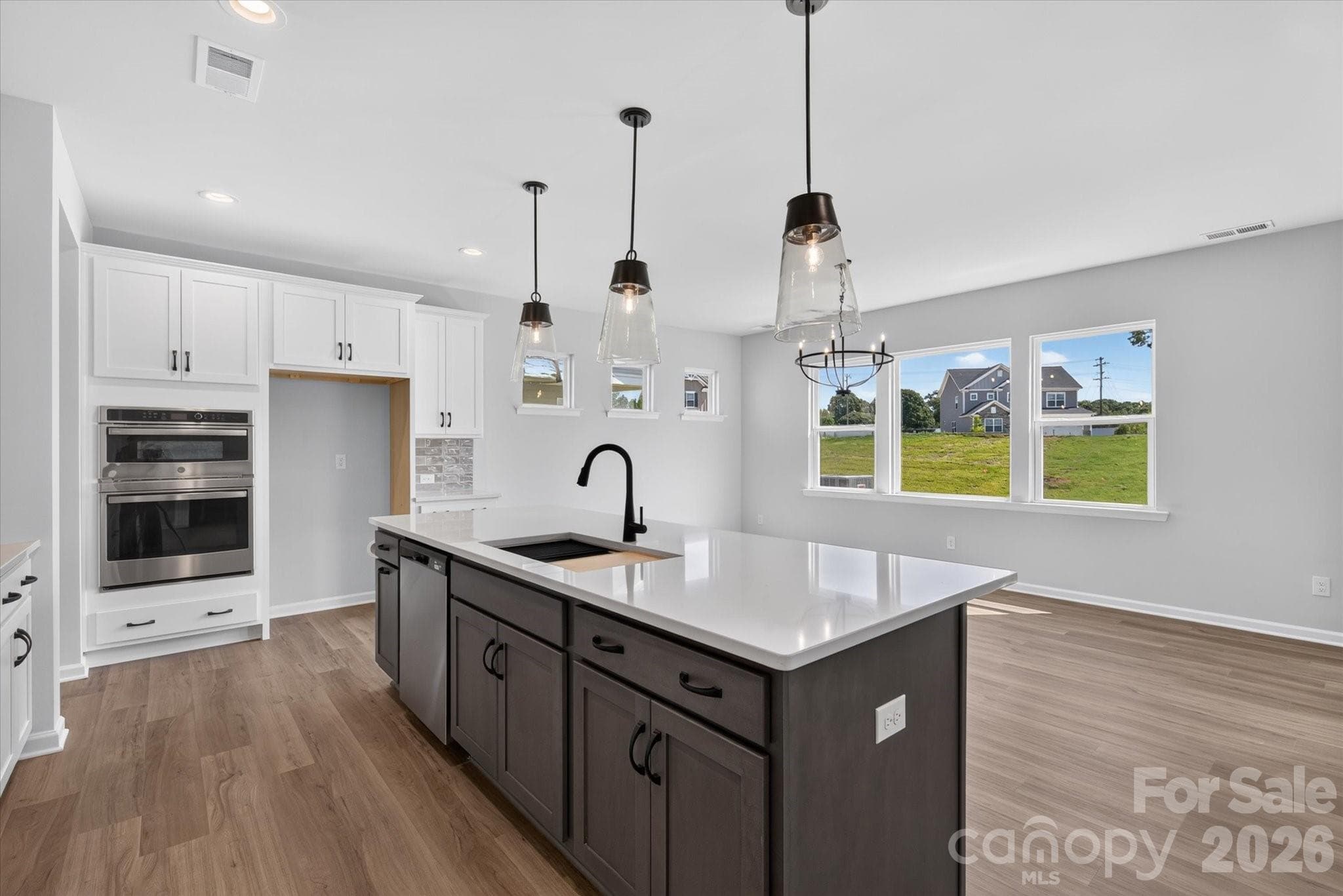 Kitchen/Breakfast - 110 Cartington Way, Mooresville