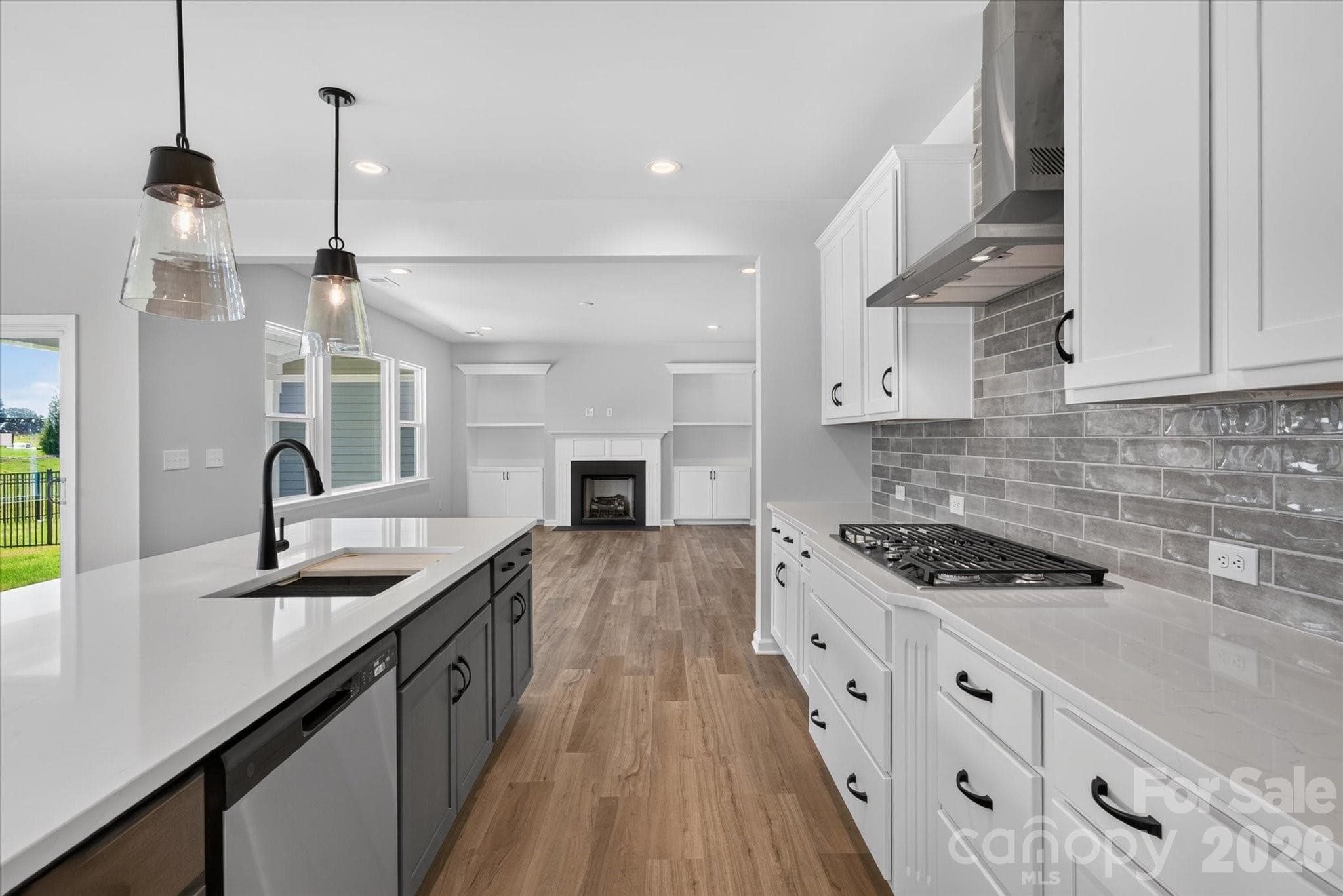 Kitchen/Family Room - 110 Cartington Way, Mooresville