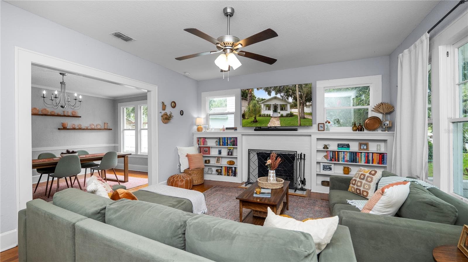 Single Family Residence at 730 COLLEGE AVE, LAKELAND, photo 3 of 59