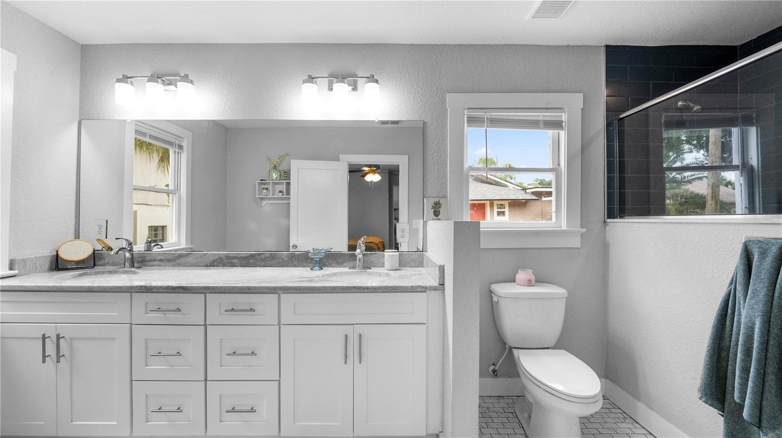 Primary Bath - 730 COLLEGE AVE, LAKELAND
