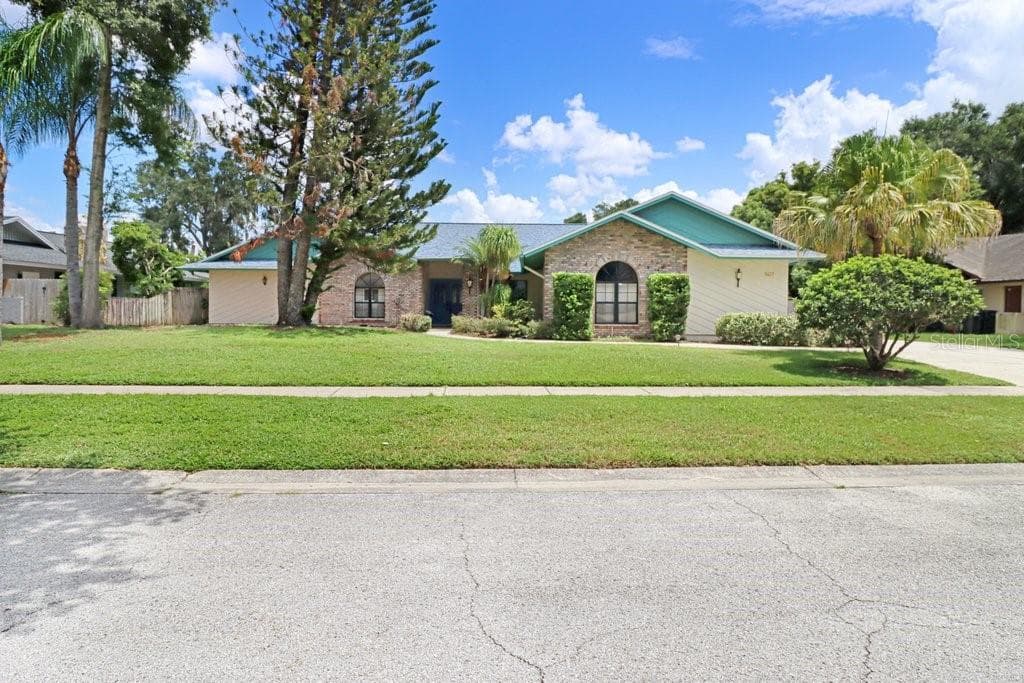 Single Family Residence at 507 SPORTSMAN PARK DR, SEFFNER, photo 11 of 54