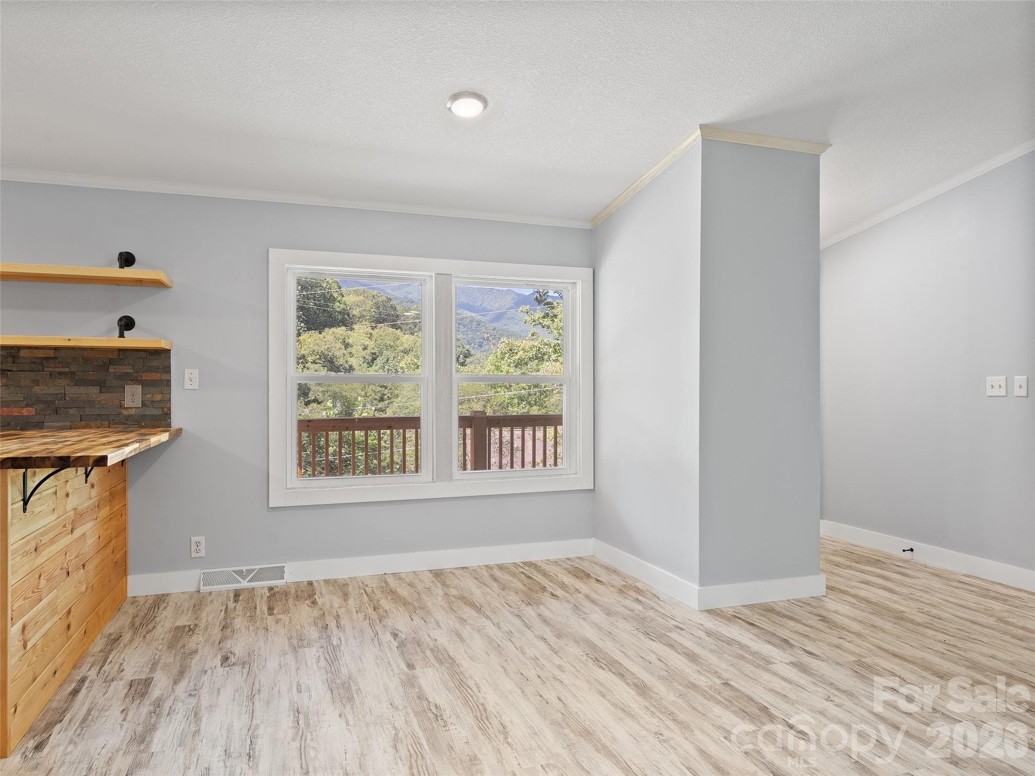 Single Family Residence at 26 Lancelot Loop, Canton, photo 9 of 33