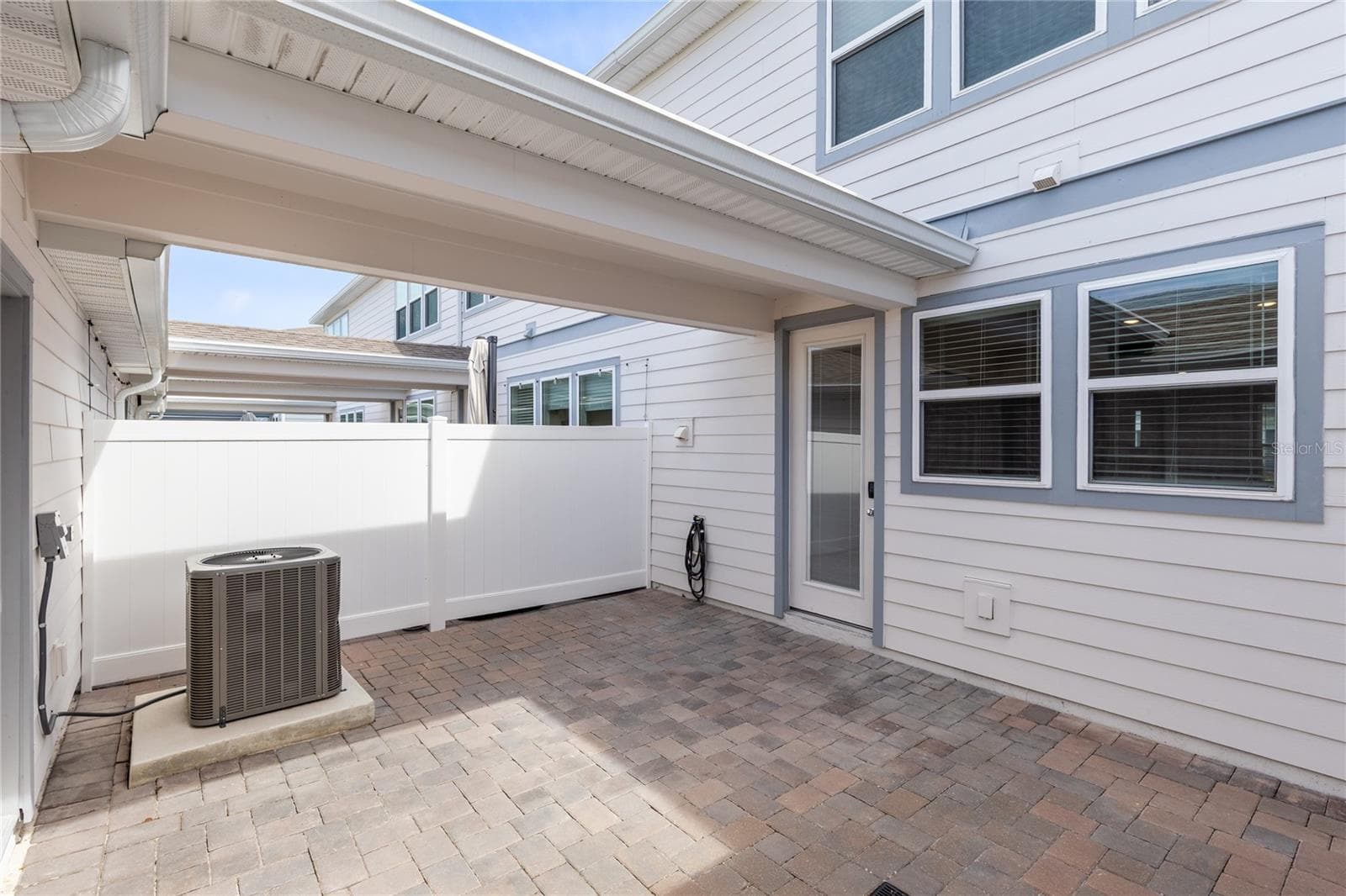 Townhouse at 14376 SAPELO BEACH DR, ORLANDO, photo 23 of 31