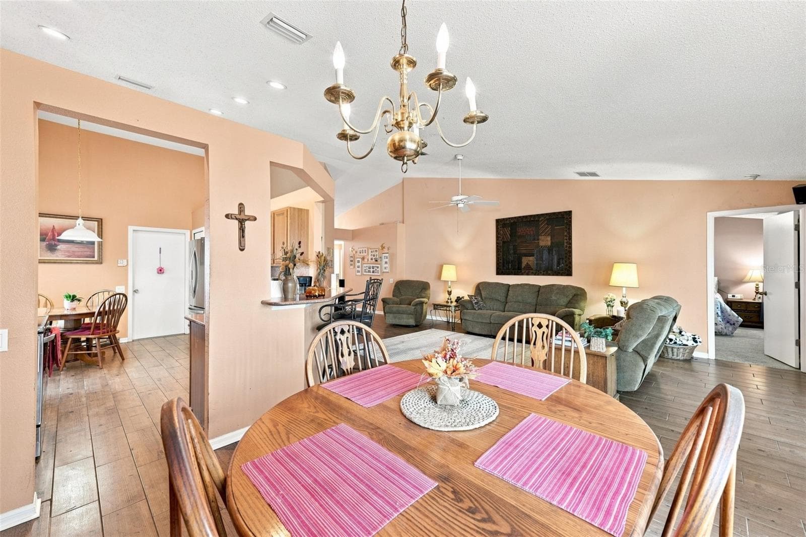 Single Family Residence at 207 LAKEWAY LN, APOLLO BEACH, photo 11 of 48