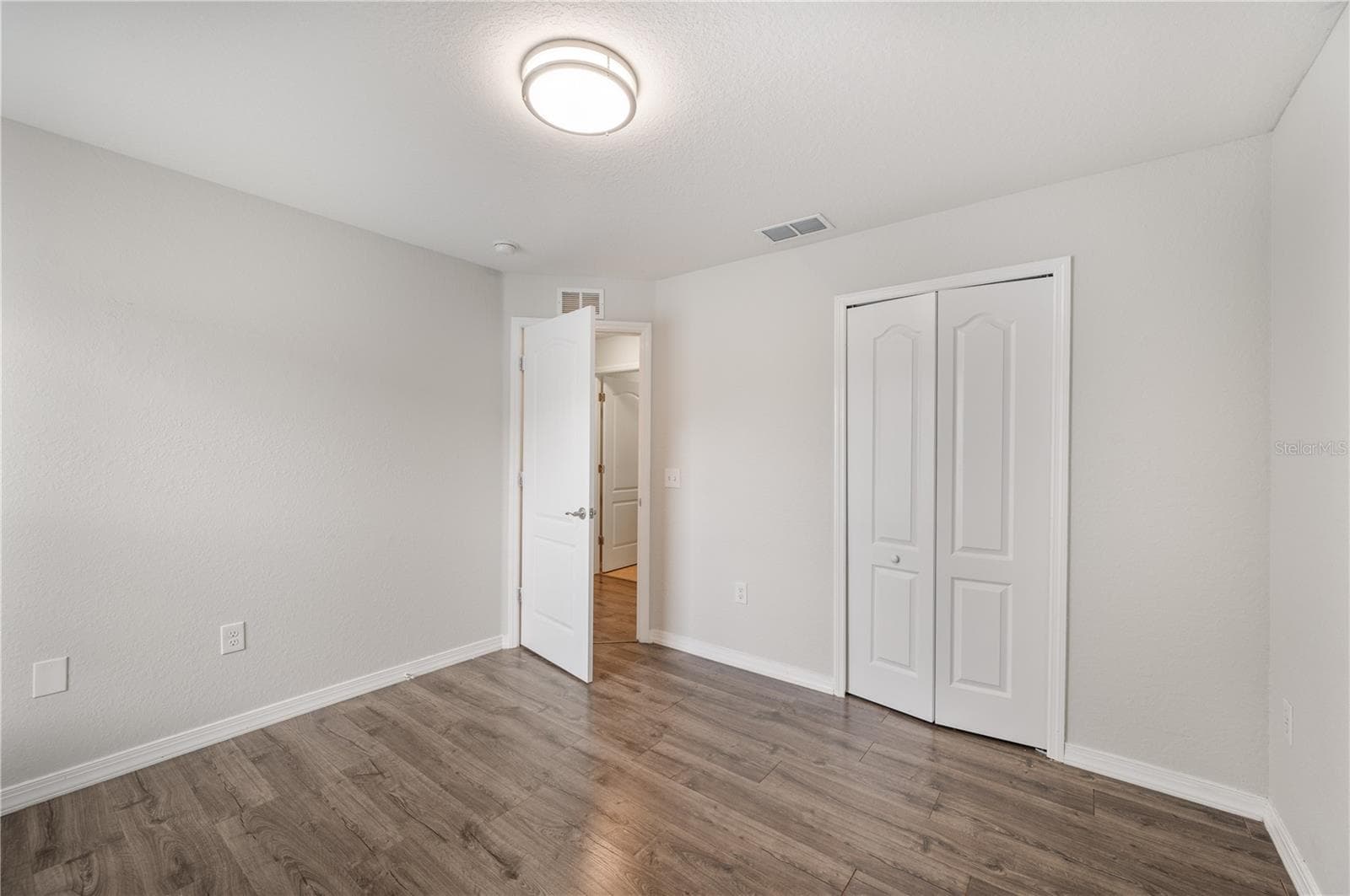 Single Family Residence at 7019 HEATHERBROOK DR, LAKELAND, photo 25 of 39