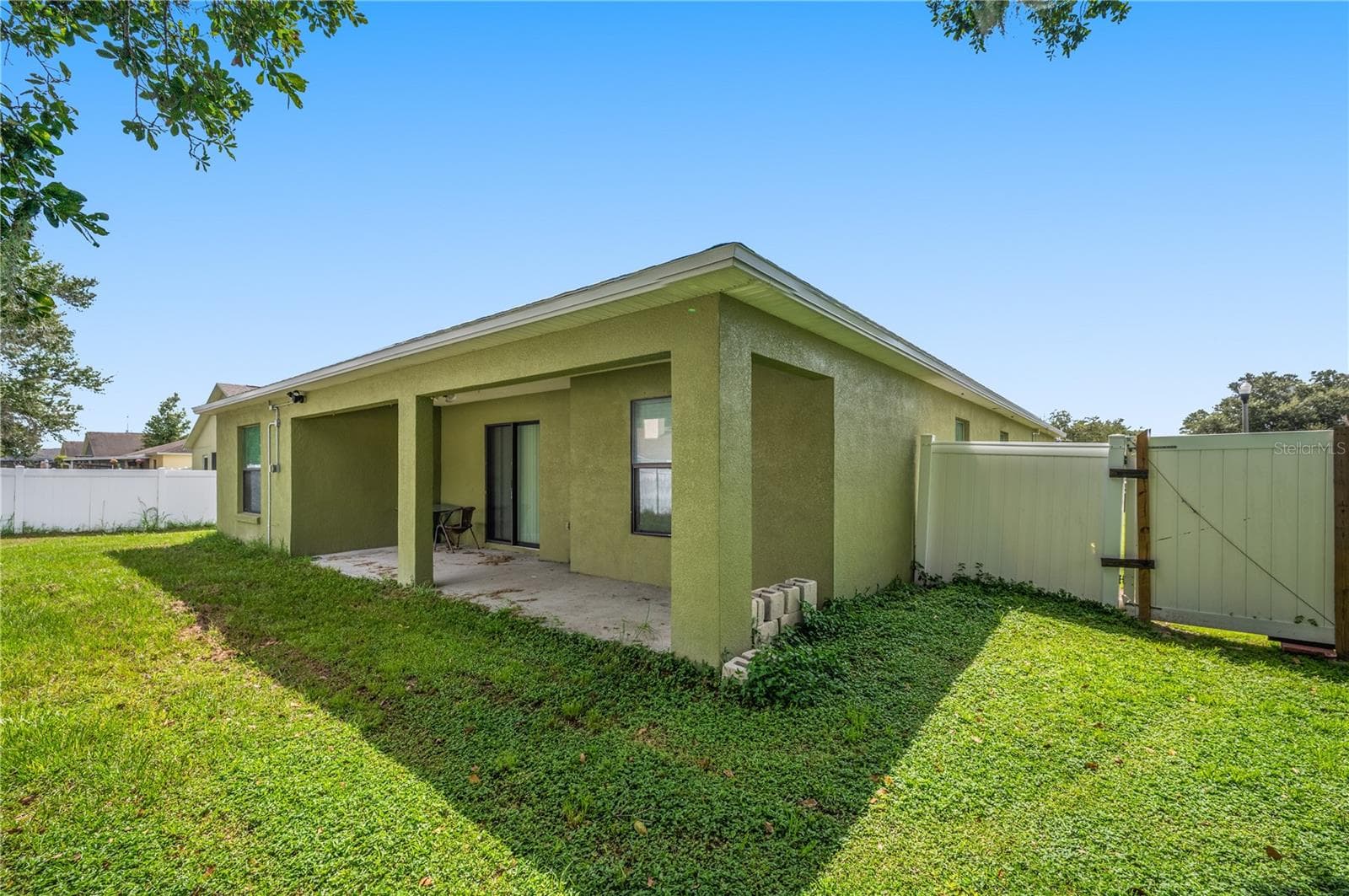 Single Family Residence at 7019 HEATHERBROOK DR, LAKELAND, photo 33 of 39