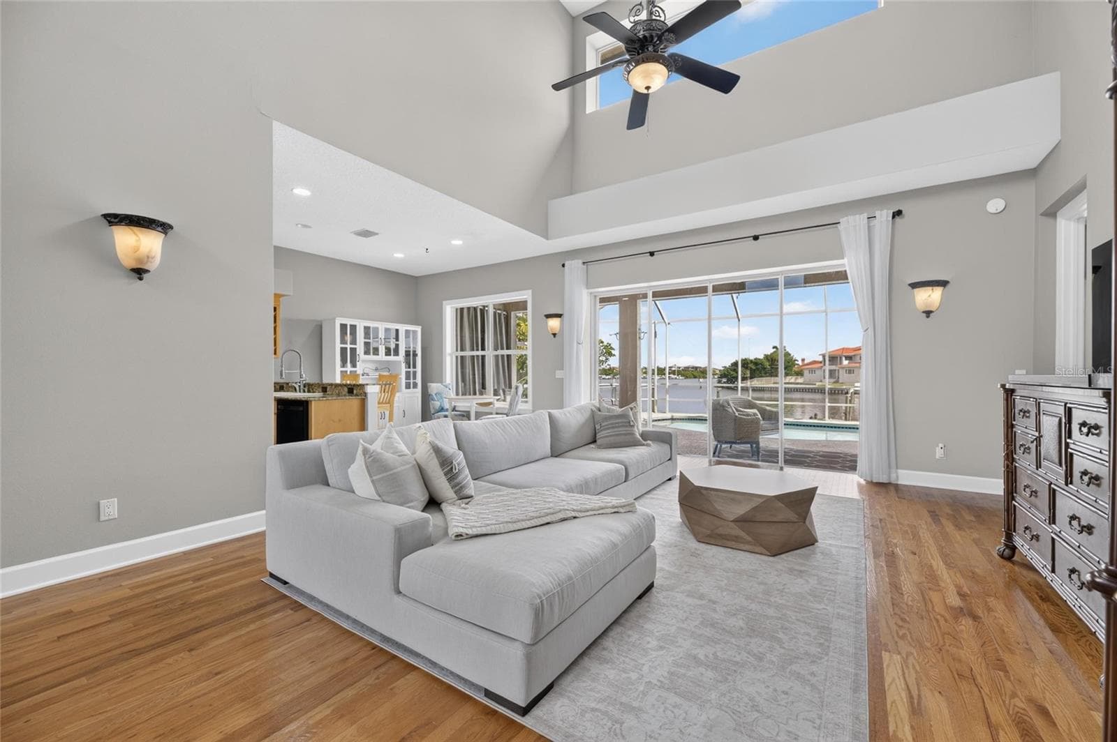 Single Family Residence at 1231 ACAPPELLA LN, APOLLO BEACH, photo 27 of 100