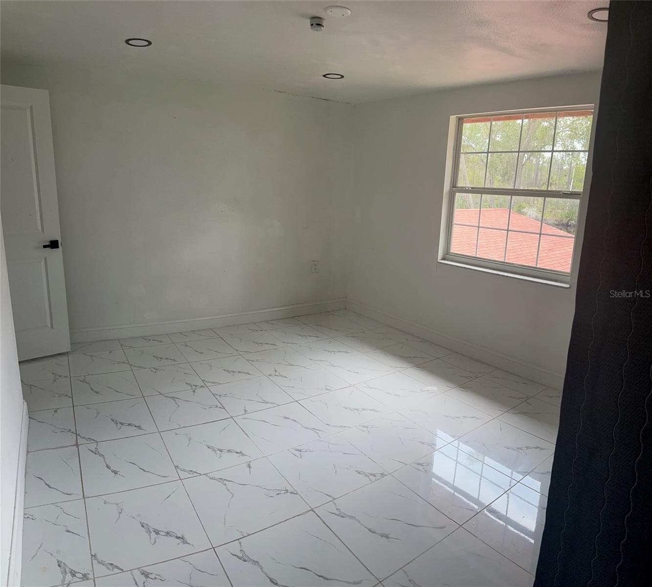 Single Family Residence at 1238 FLOTILLA DR, HOLIDAY, photo 23 of 34