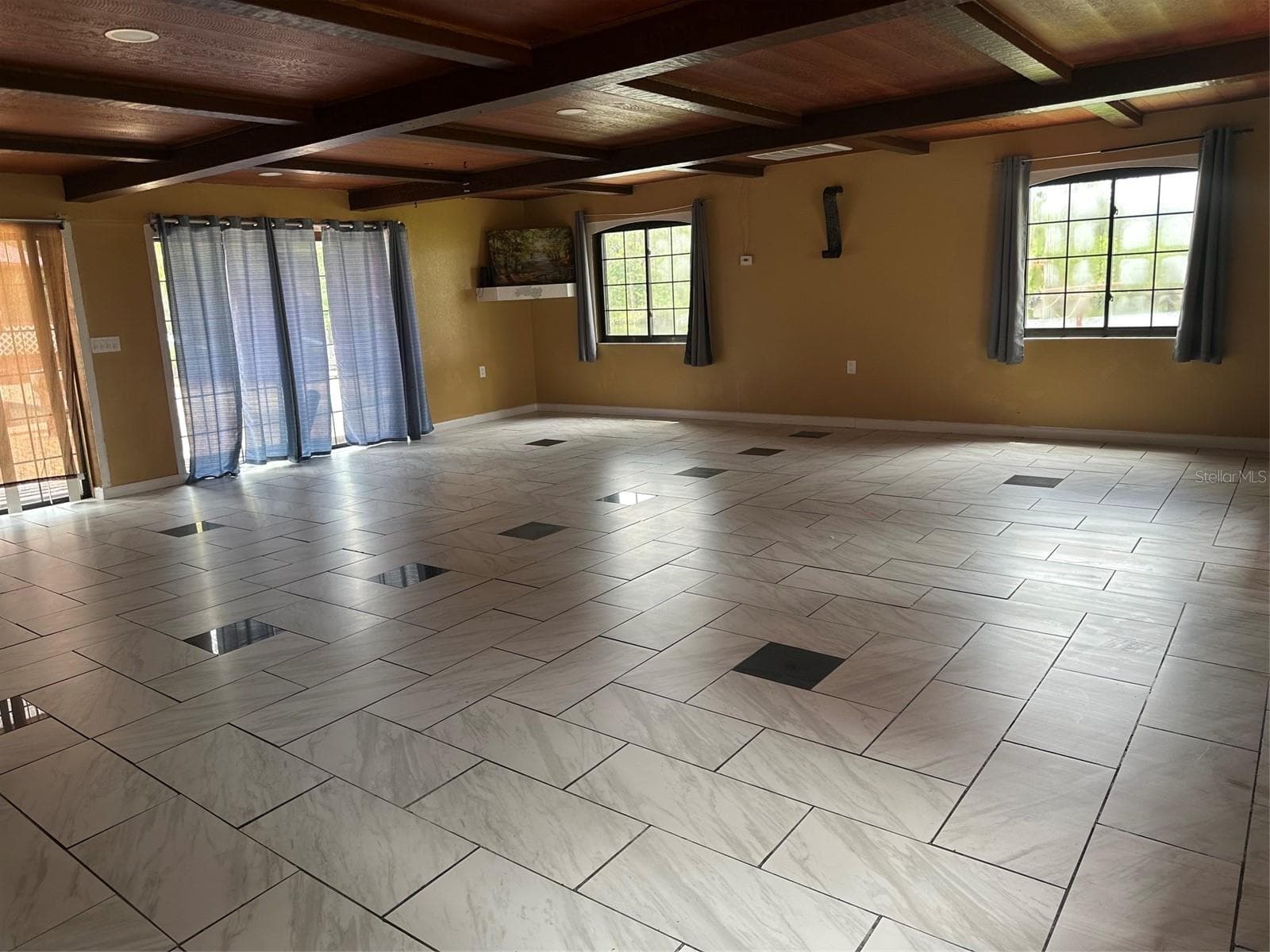 Single Family Residence at 1238 FLOTILLA DR, HOLIDAY, photo 31 of 34