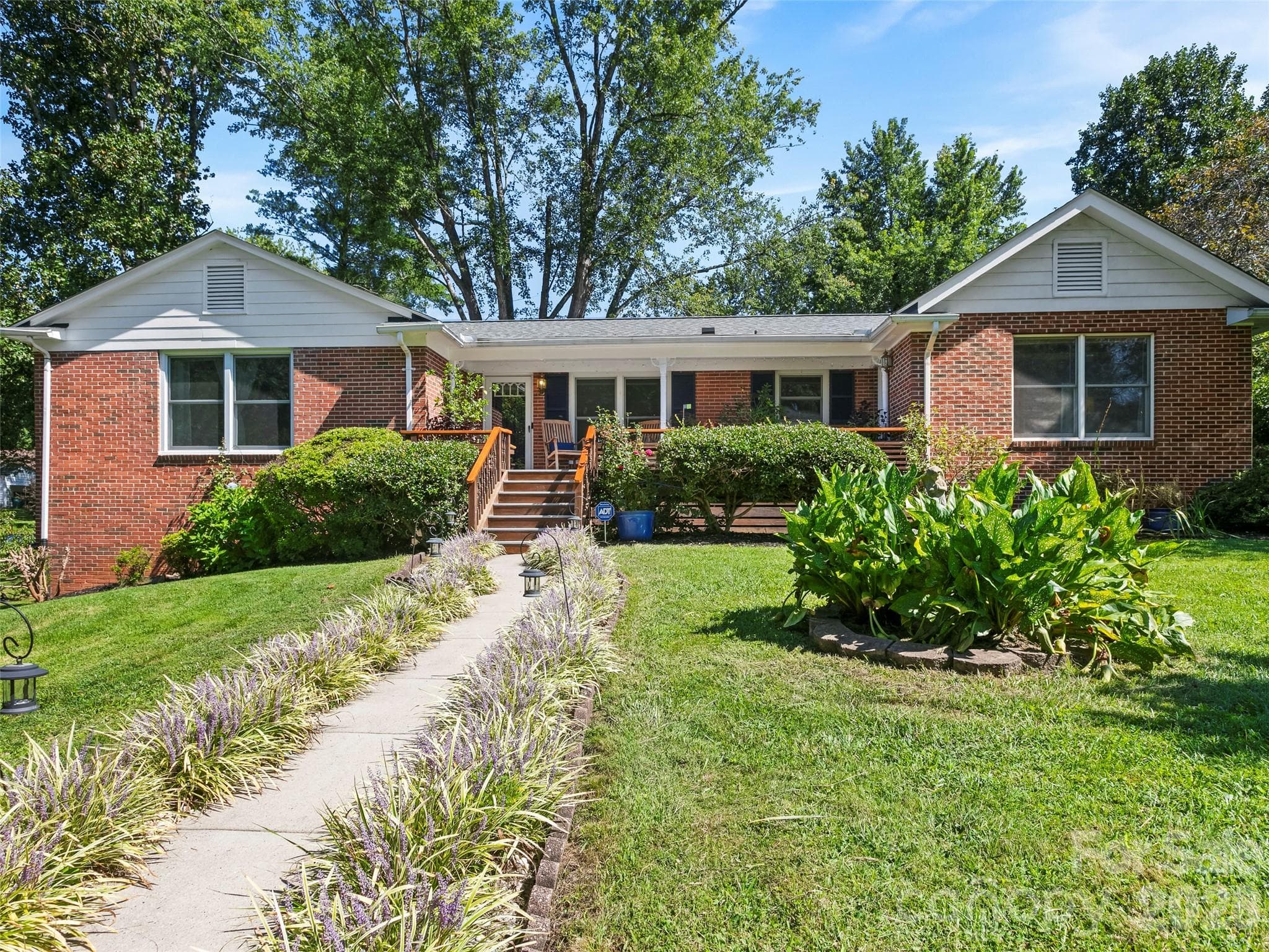 101 Castlerock Drive