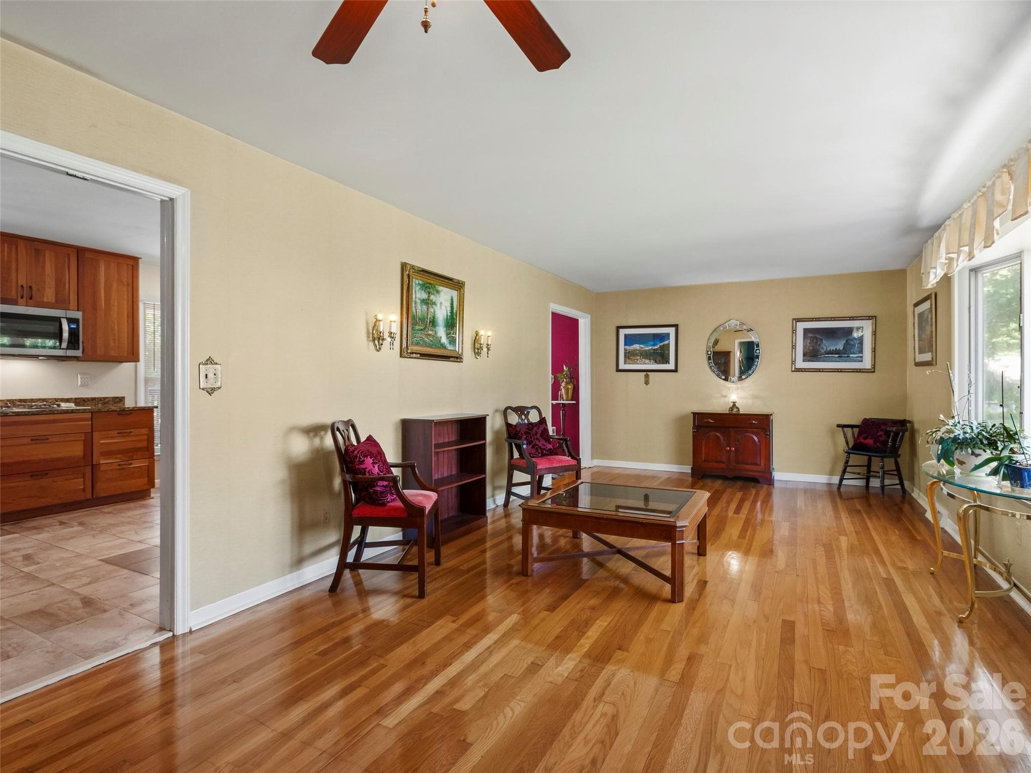 Sitting room - 101 Castlerock Drive, Asheville