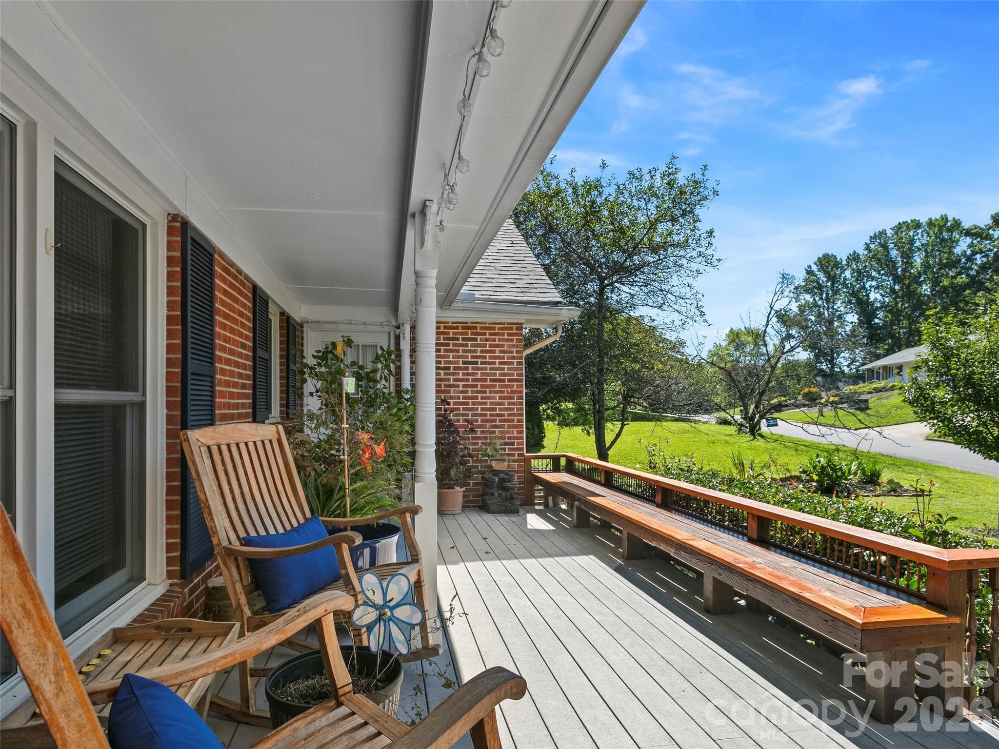 Front porch - 101 Castlerock Drive, Asheville