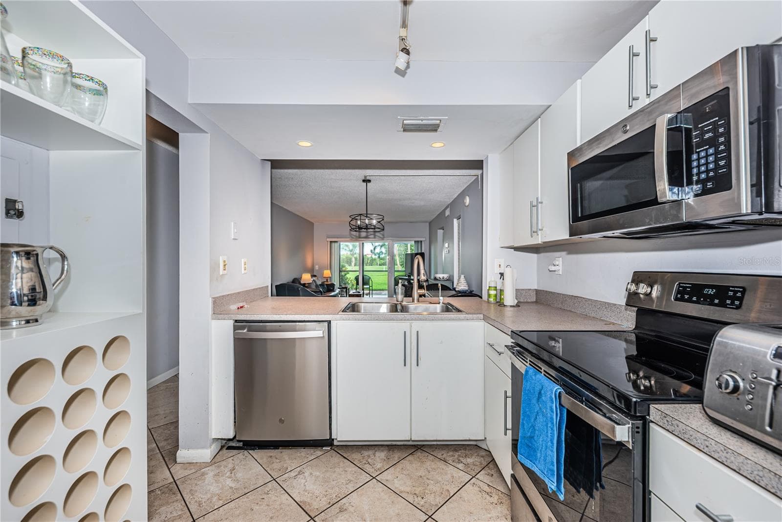Condominium at 6269 PALMA DEL MAR BLVD S #112, ST PETERSBURG, photo 7 of 37