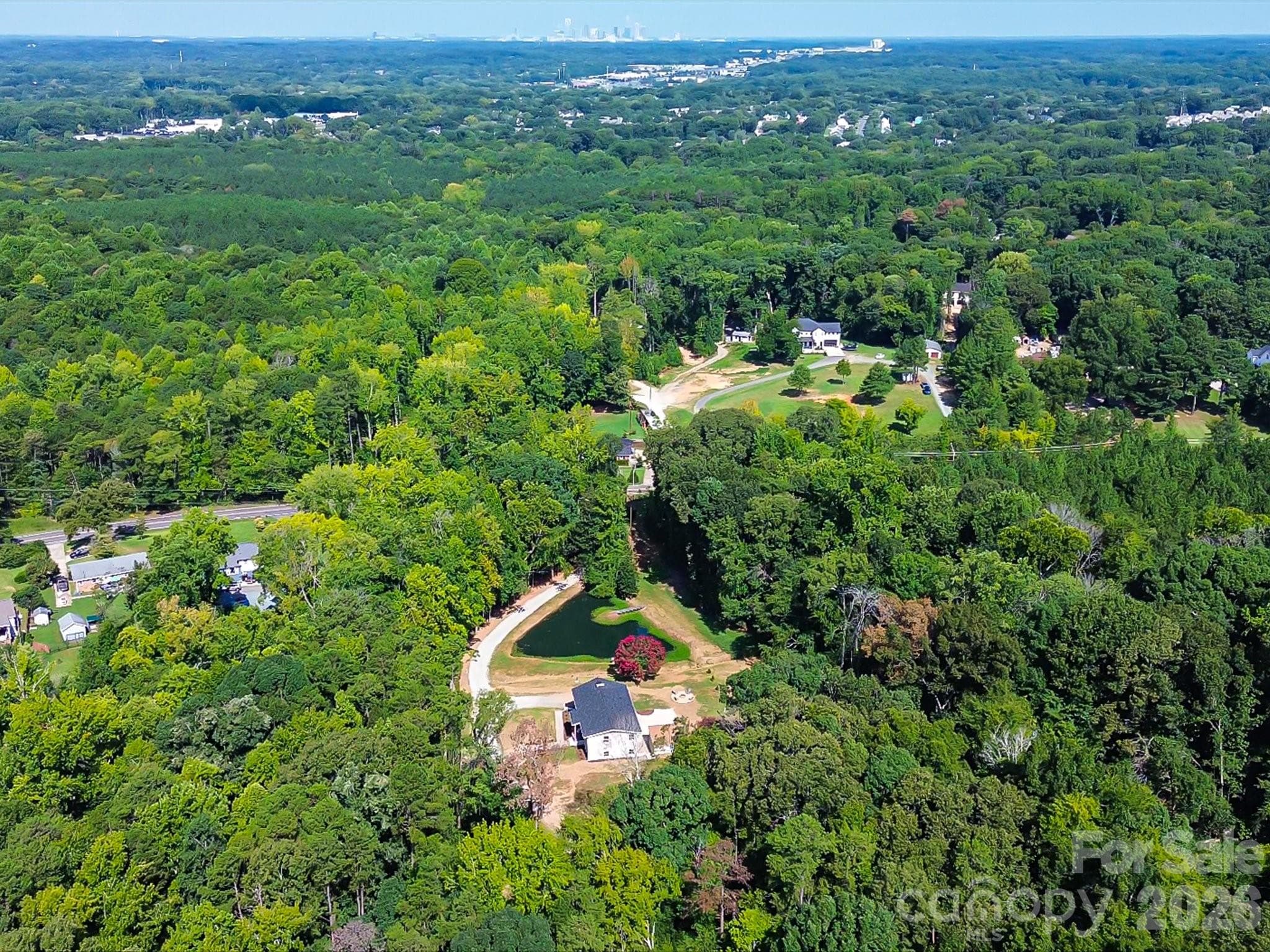 Single Family Residence at 2532 Sam Newell Road, Matthews, photo 40 of 44