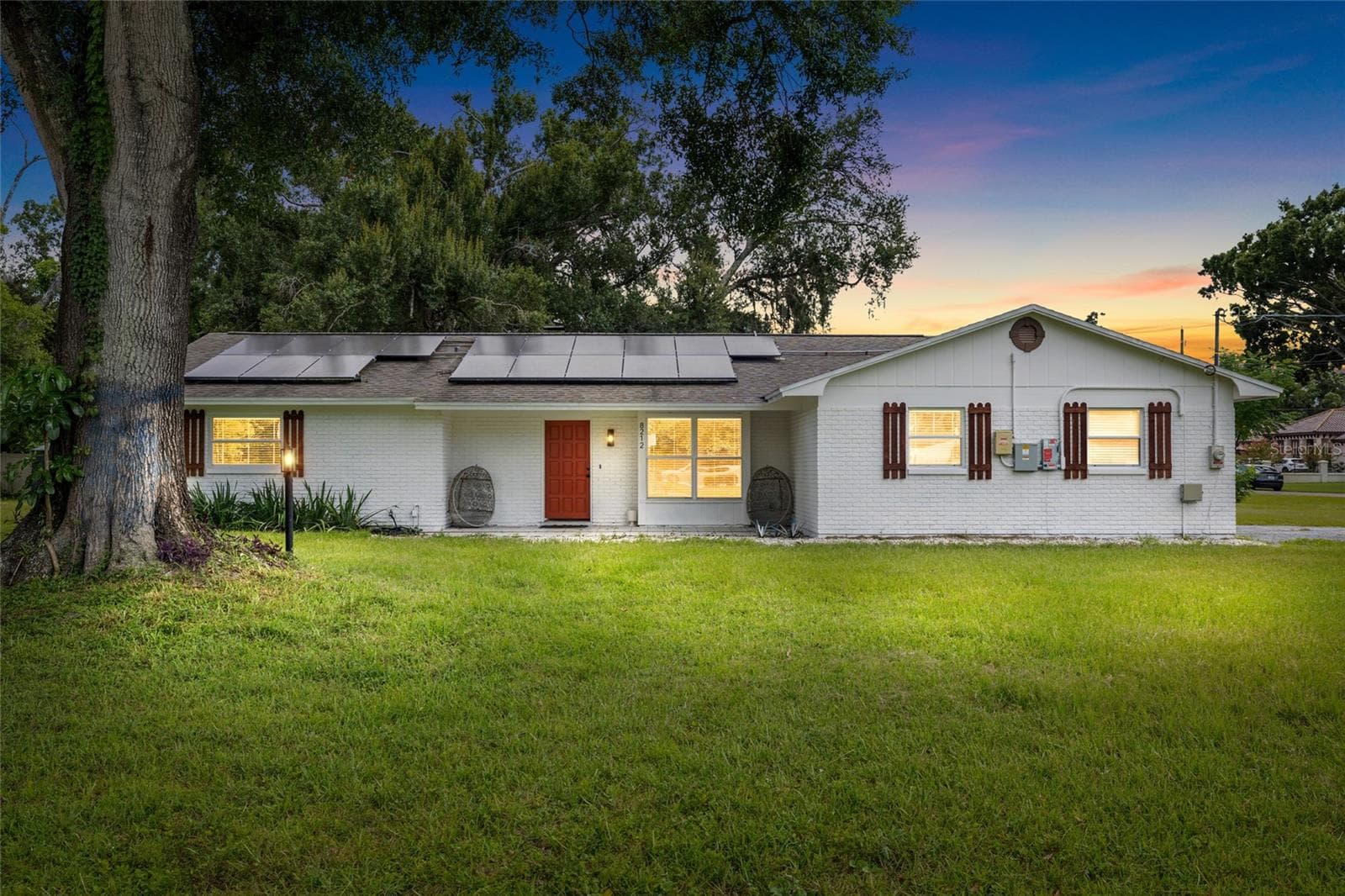 Single Family Residence at 8212 SUNNY VALE PL, TAMPA