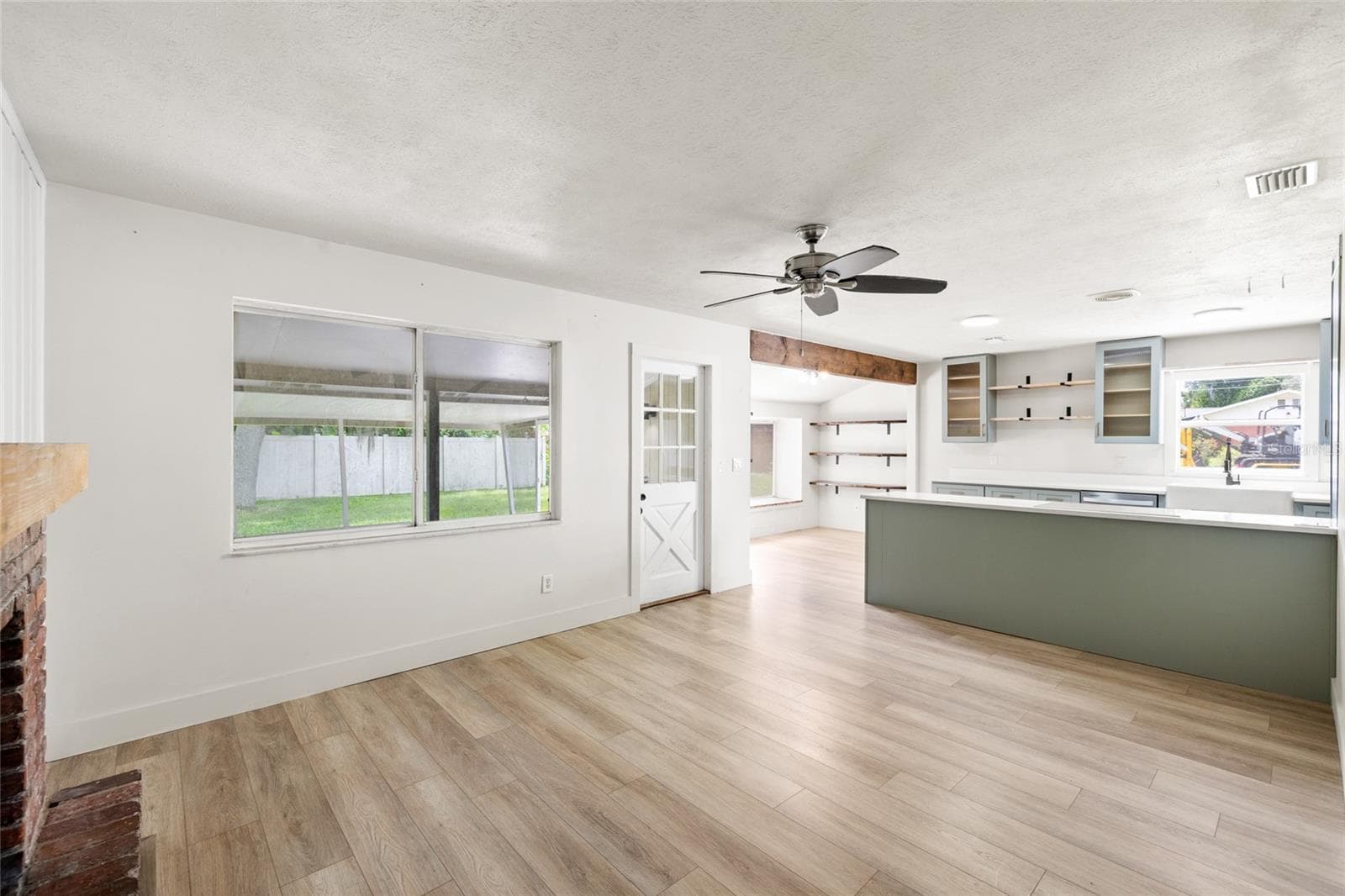 Single Family Residence at 8212 SUNNY VALE PL, TAMPA, photo 15 of 59