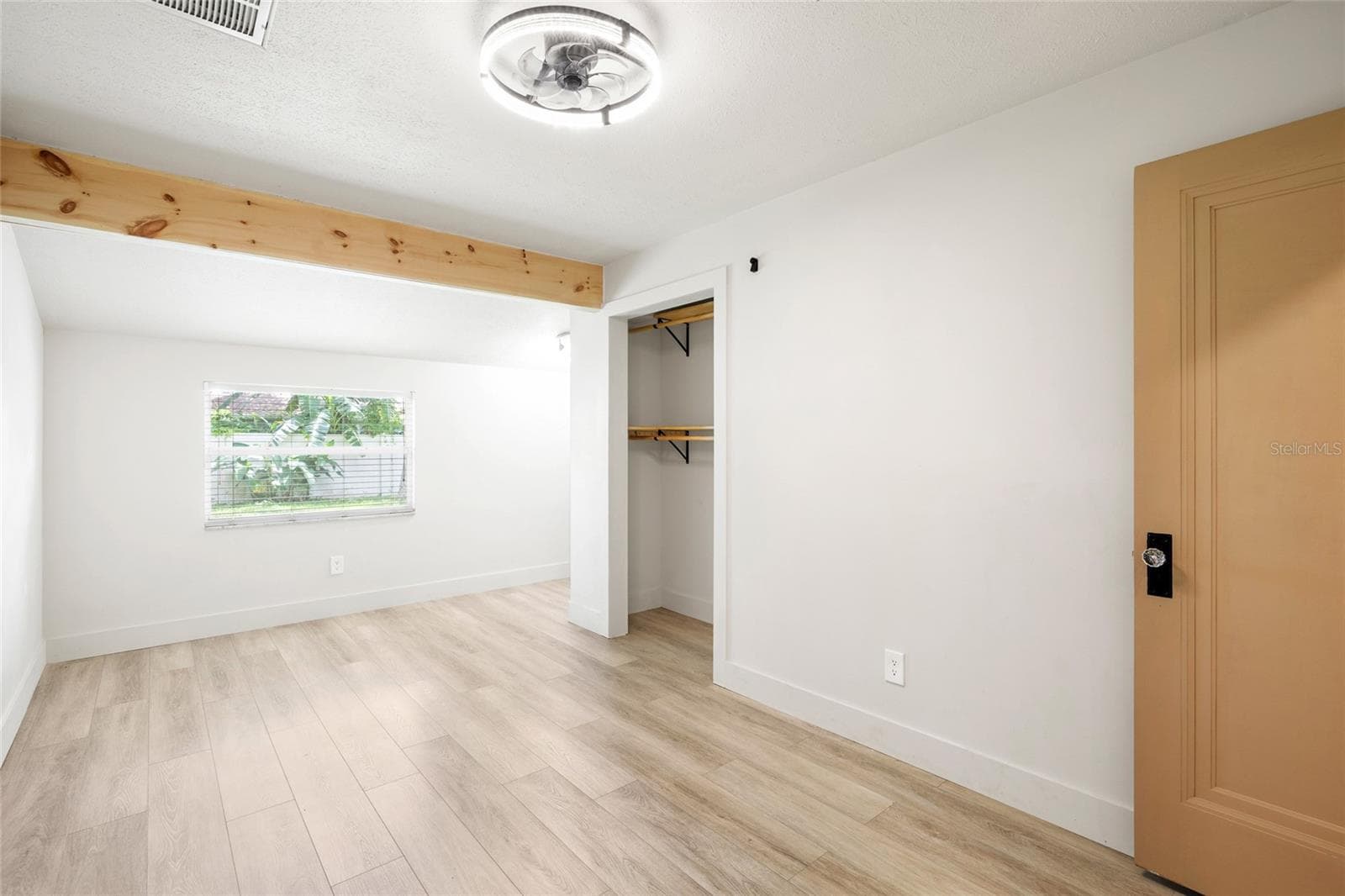Single Family Residence at 8212 SUNNY VALE PL, TAMPA, photo 26 of 59