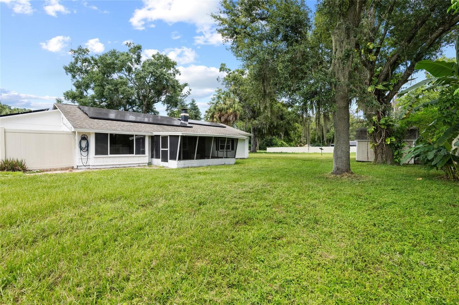 Single Family Residence at 8212 SUNNY VALE PL, TAMPA, photo 44 of 59