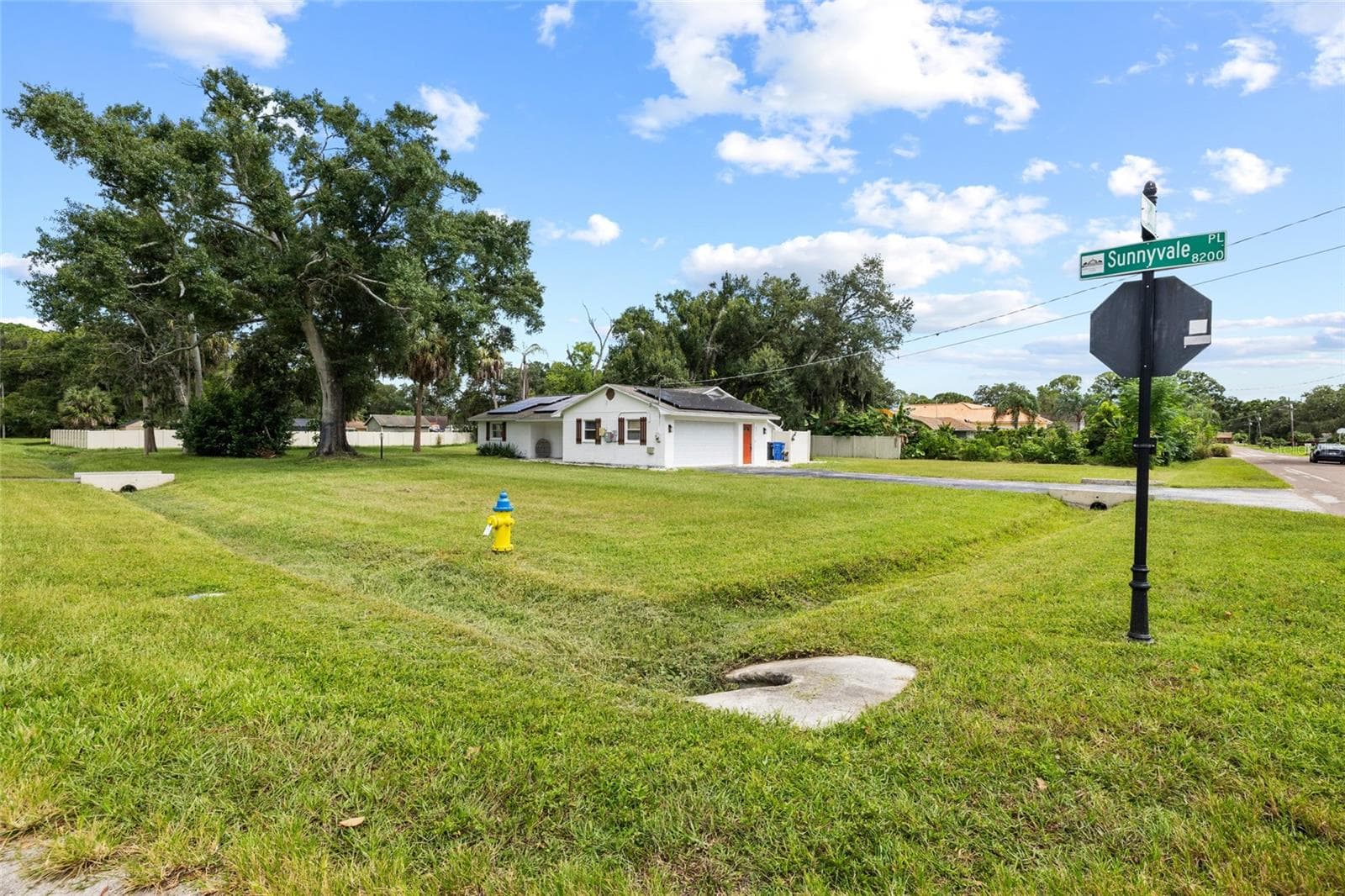 Single Family Residence at 8212 SUNNY VALE PL, TAMPA, photo 50 of 59