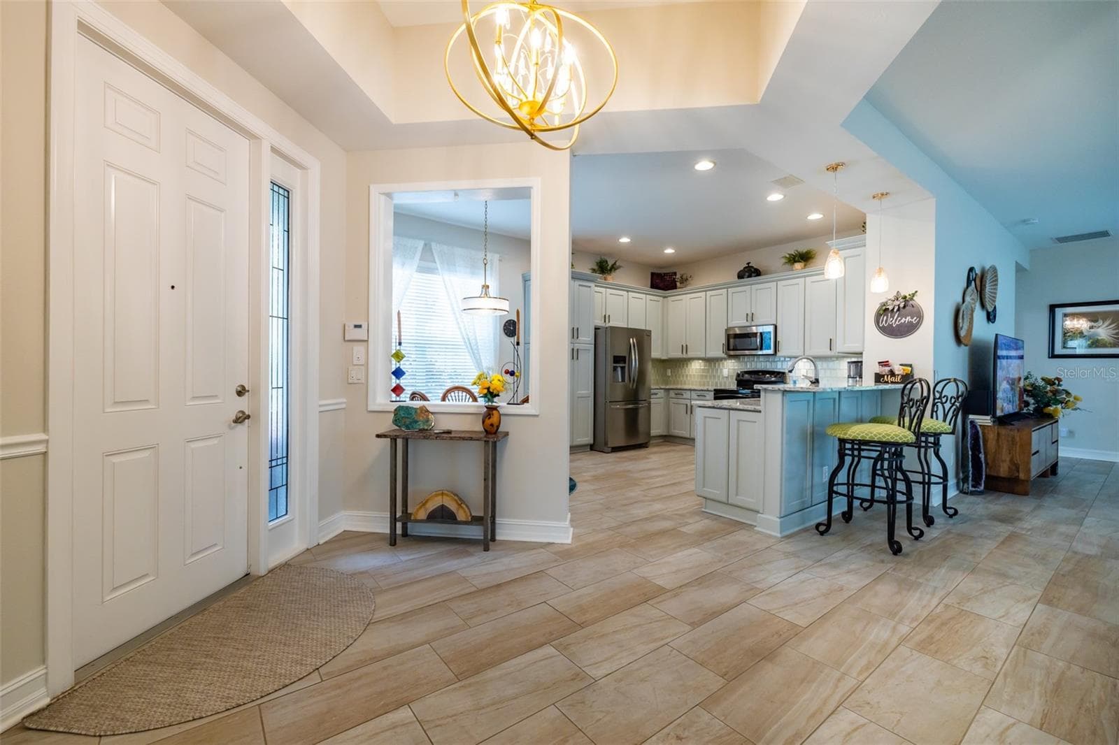 Single Family Residence at 15818 COBBLE MILL DR, WIMAUMA, photo 9 of 97