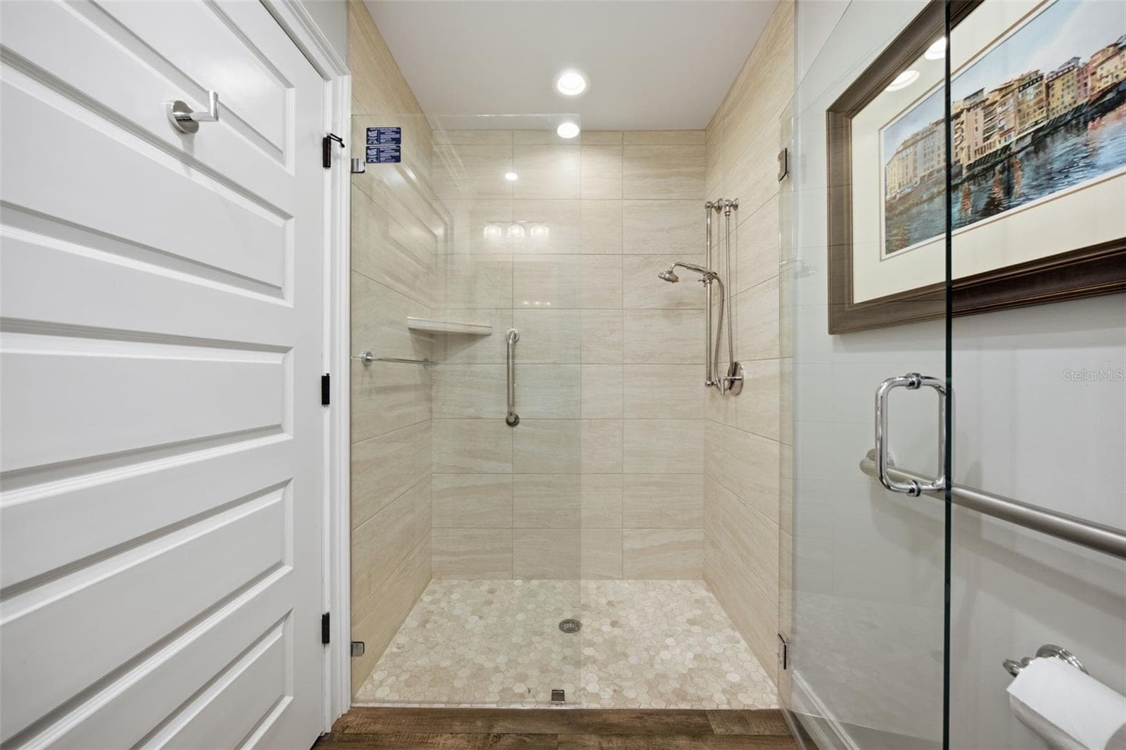 Single Family Residence at 10715 CARROLLWOOD DR, TAMPA, photo 26 of 52