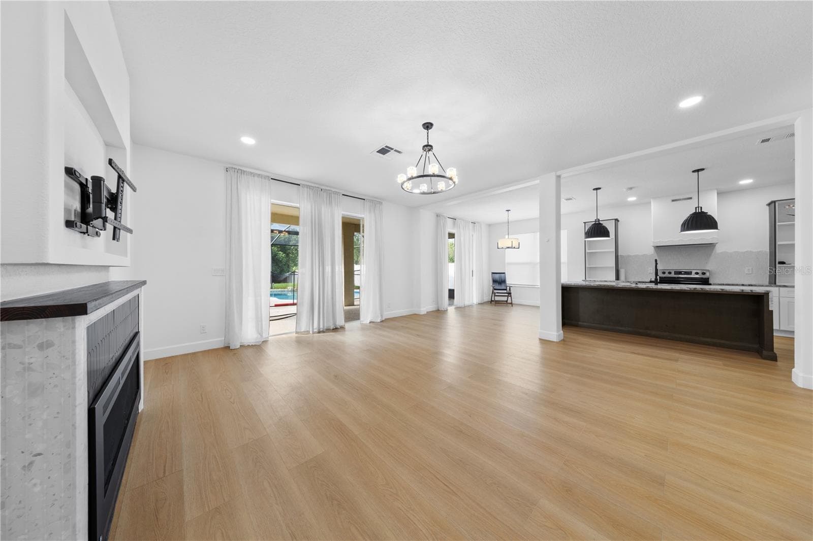 Single Family Residence at 14424 BABYLON WAY, ORLANDO, photo 12 of 88