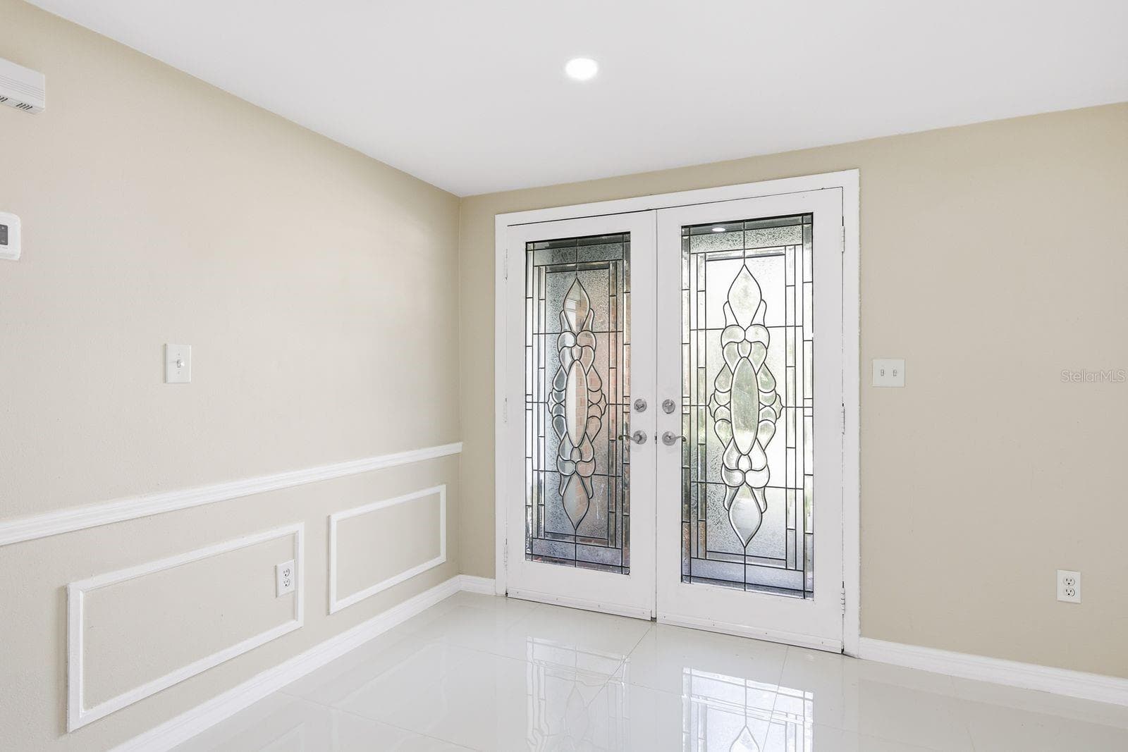 Single Family Residence at 8604 MILL CREEK LN, HUDSON, photo 5 of 46