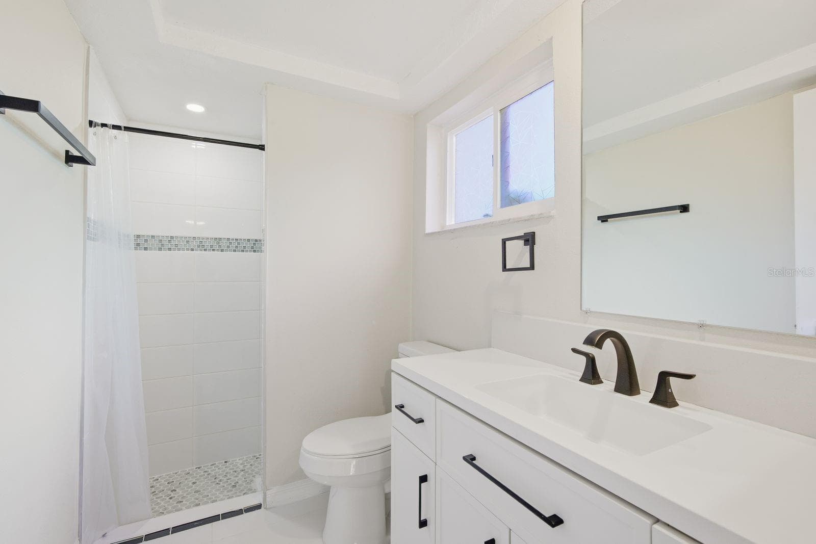 Primary Bath - 8604 MILL CREEK LN, HUDSON