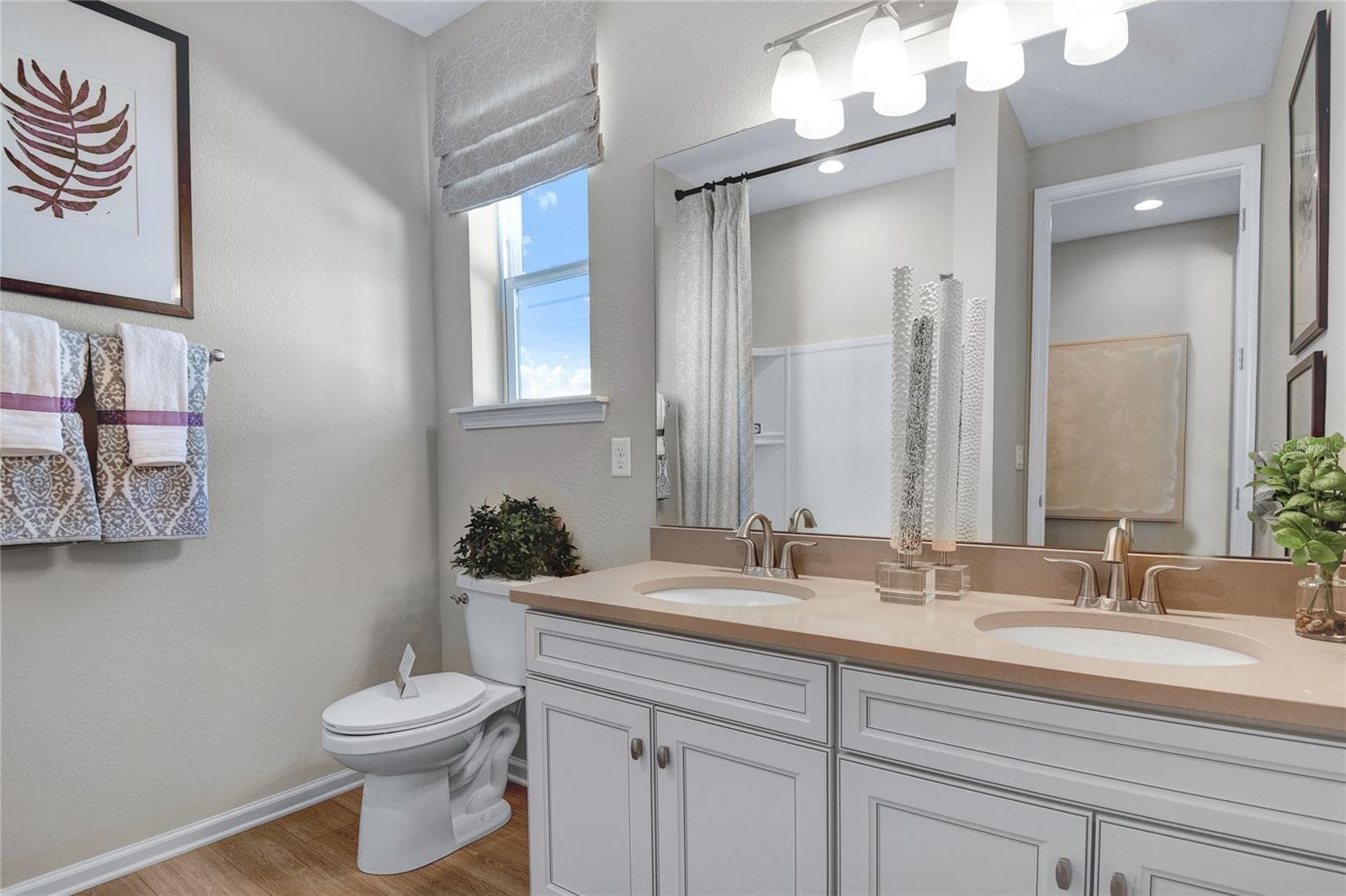 Single Family Residence at 5316 SPRING MAIDEN CIR, APOLLO BEACH, photo 15 of 25