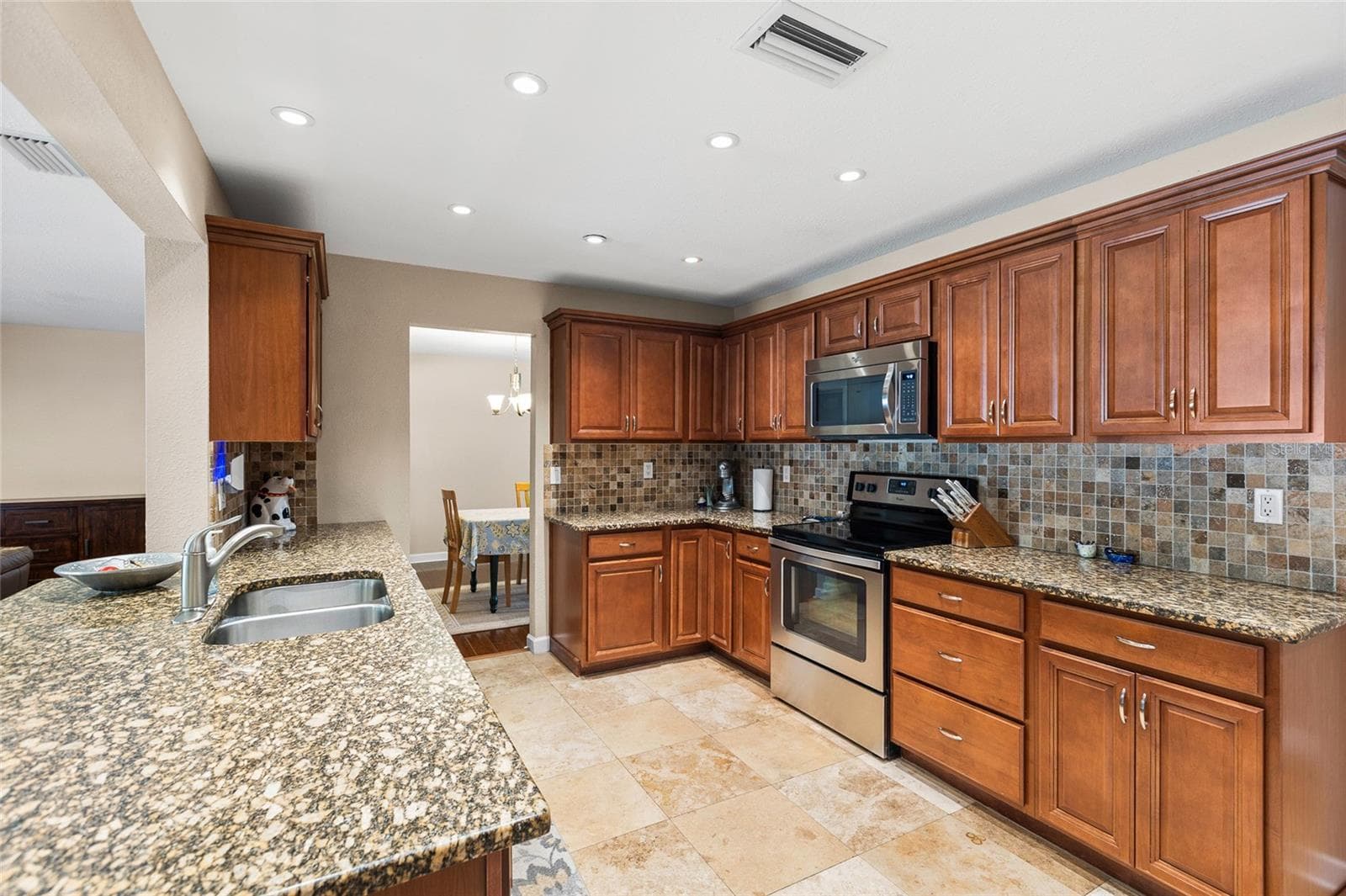 Single Family Residence at 12152 BONNIE TER, SEMINOLE, photo 16 of 53