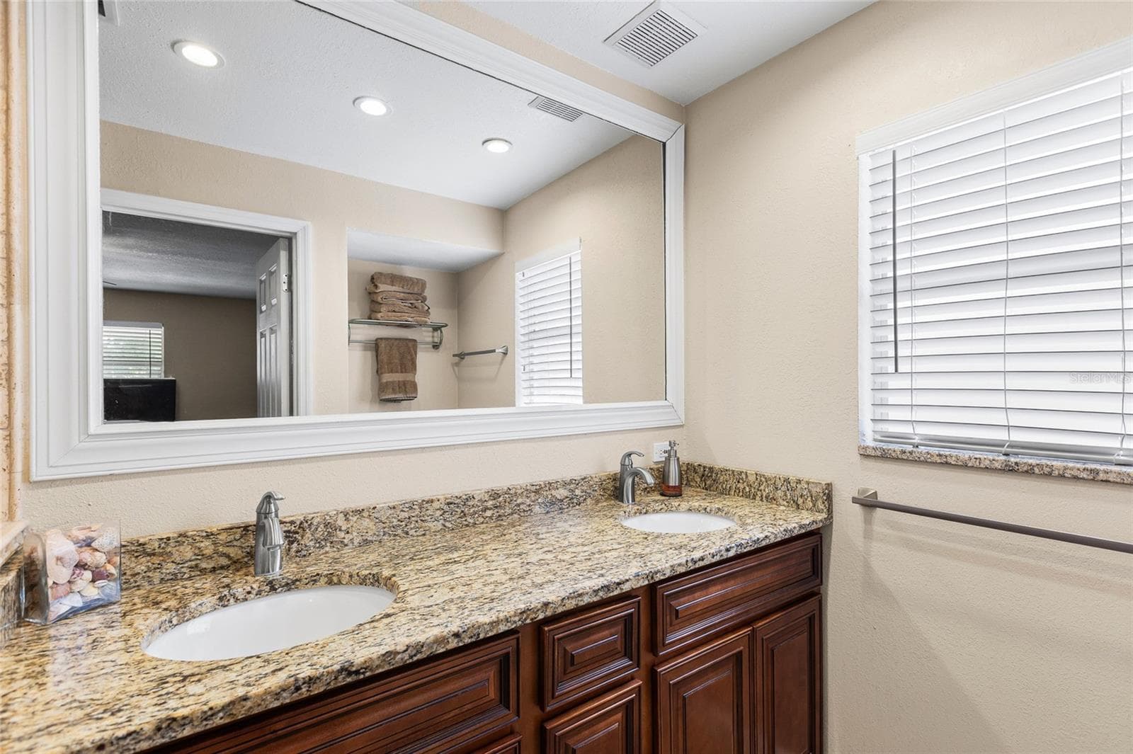 Single Family Residence at 12152 BONNIE TER, SEMINOLE, photo 26 of 53
