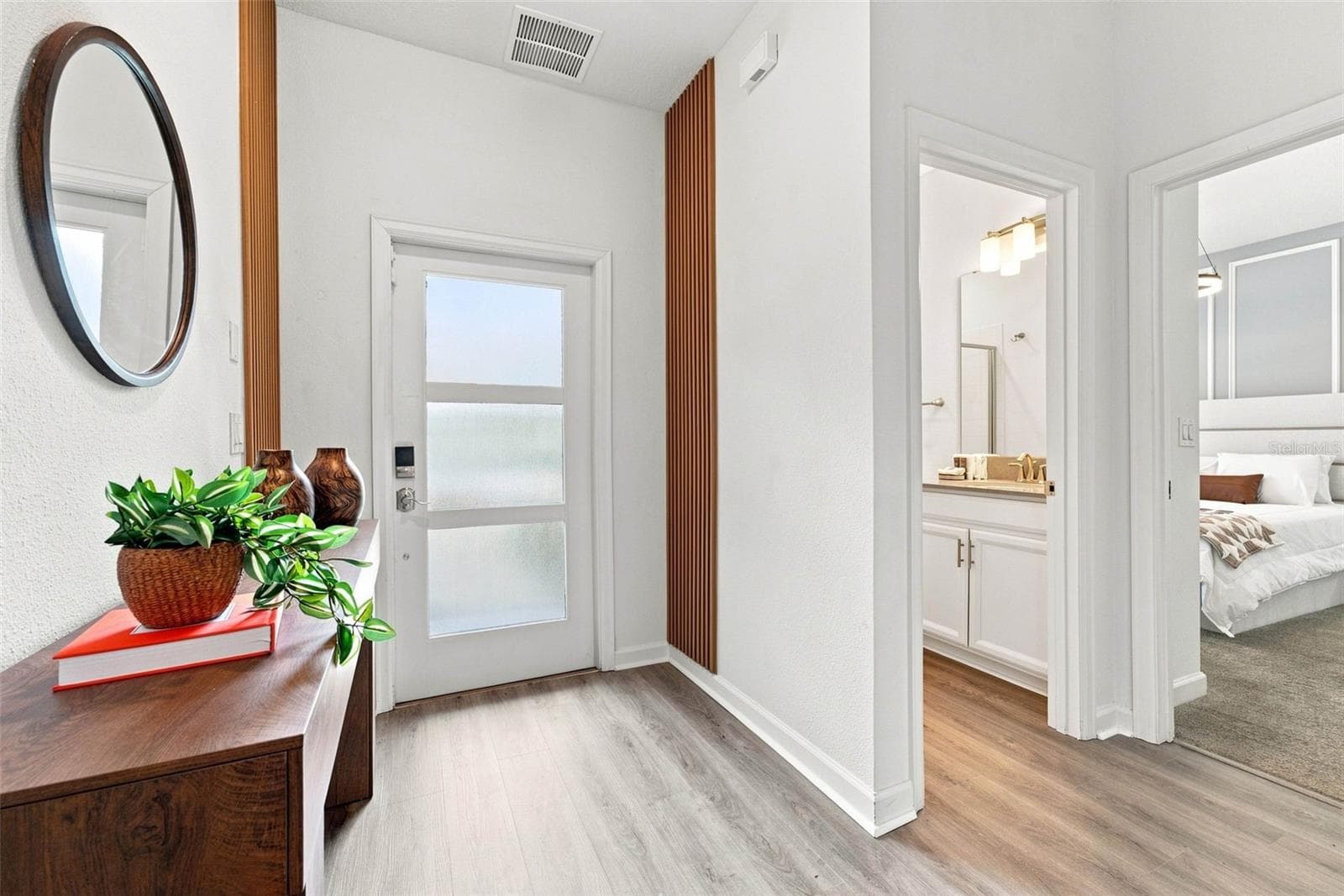Townhouse at 880 PEBBLE BEACH DR, DAVENPORT, photo 13 of 41