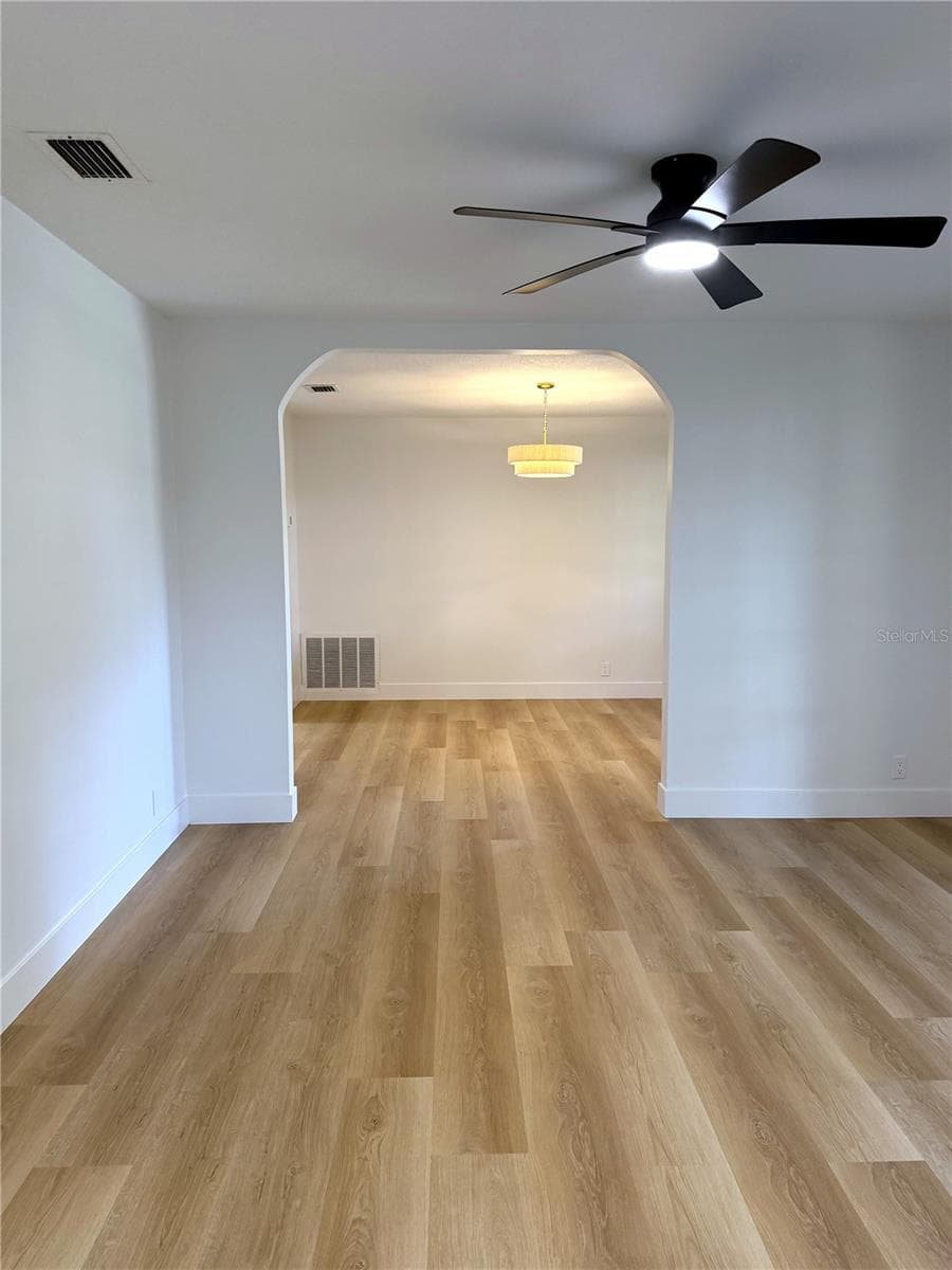 Arched Entry ways - 13808 CHERRY BROOK LN, TAMPA