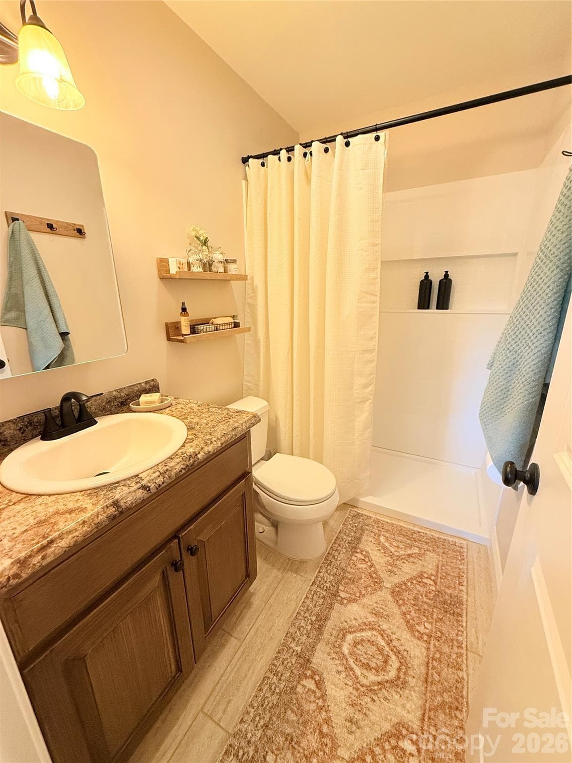 Primary BathroomNewly Remodeled - 1091 Bill Collins Road, Columbus
