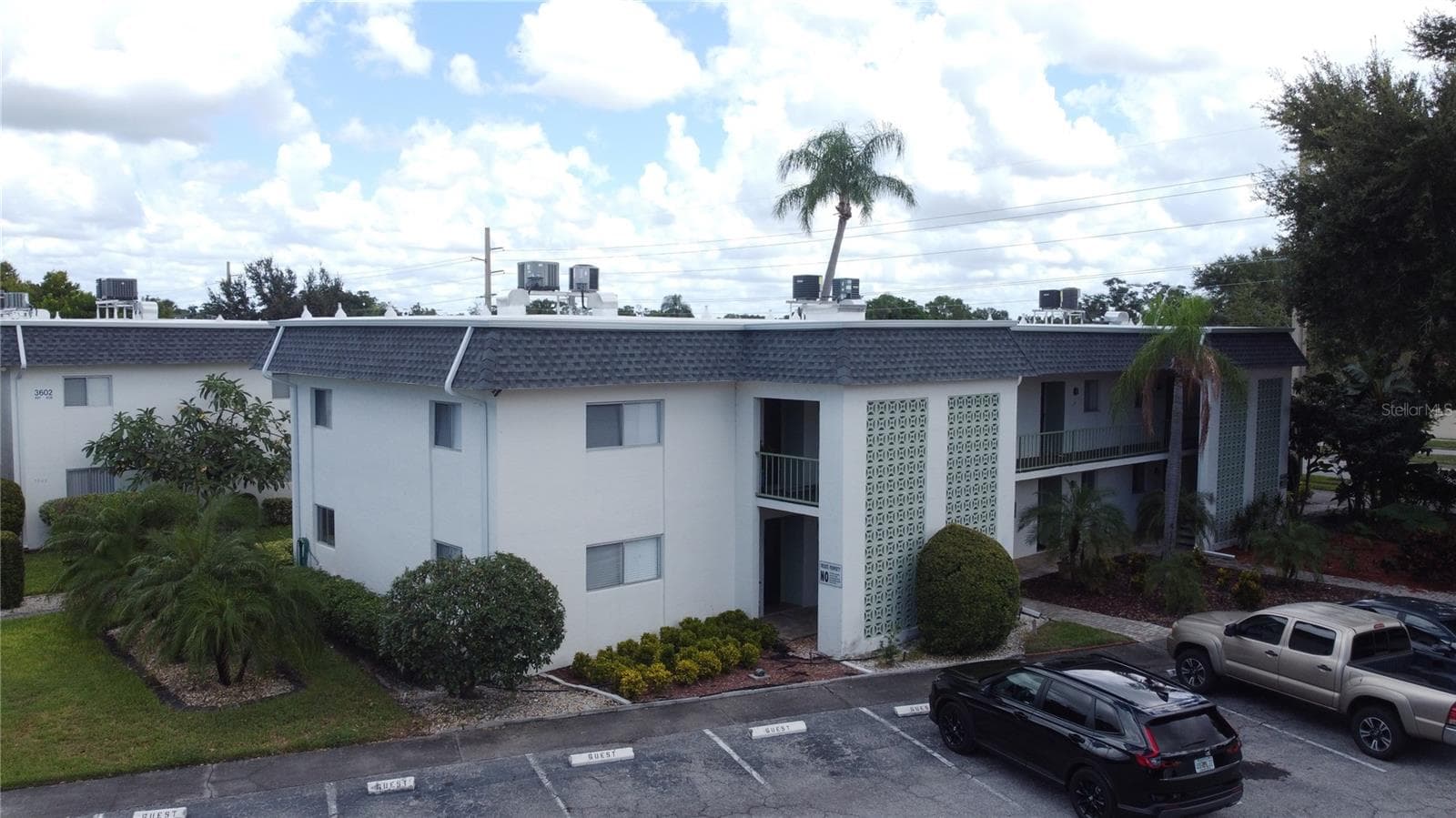 3606 BENEVA RD #504