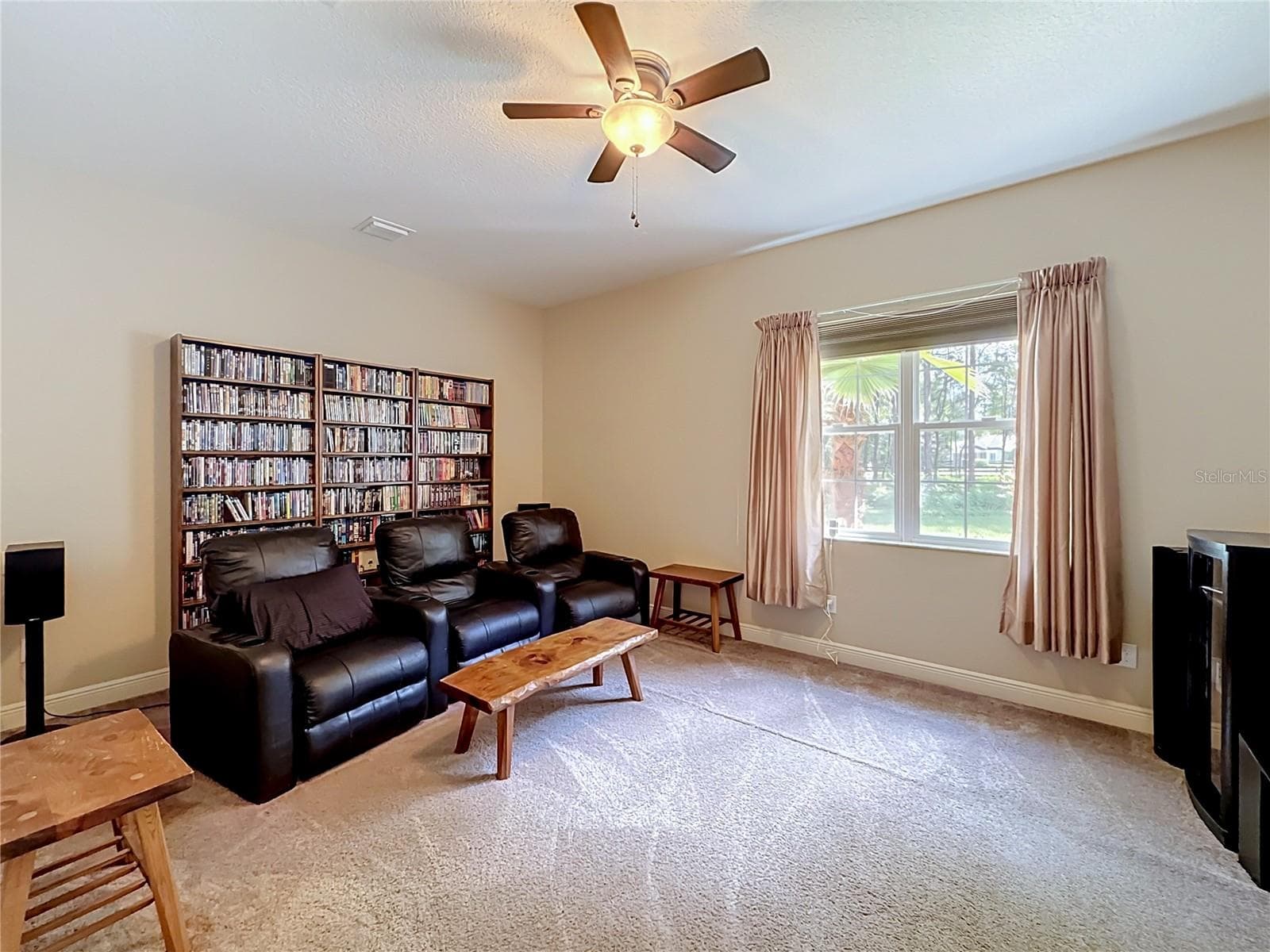 Single Family Residence at 10620 NE 104TH CIR, OXFORD, photo 34 of 67