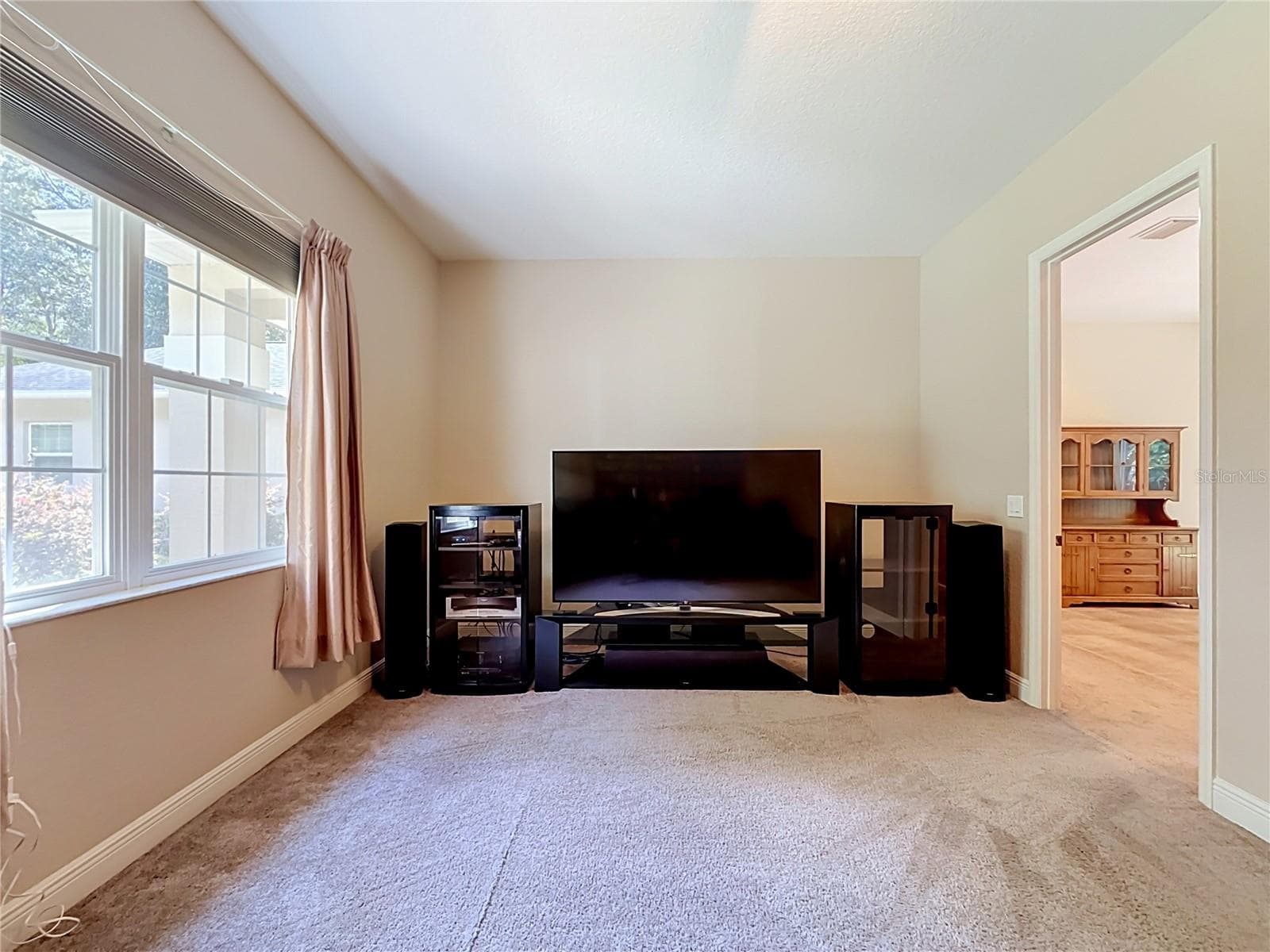 Single Family Residence at 10620 NE 104TH CIR, OXFORD, photo 36 of 67