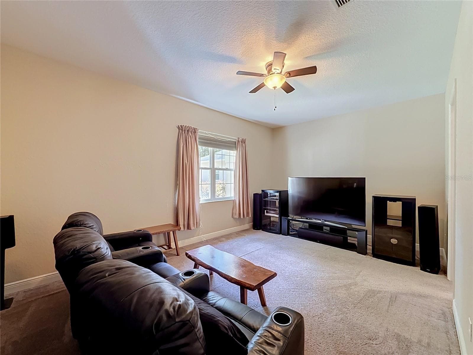 Single Family Residence at 10620 NE 104TH CIR, OXFORD, photo 37 of 67