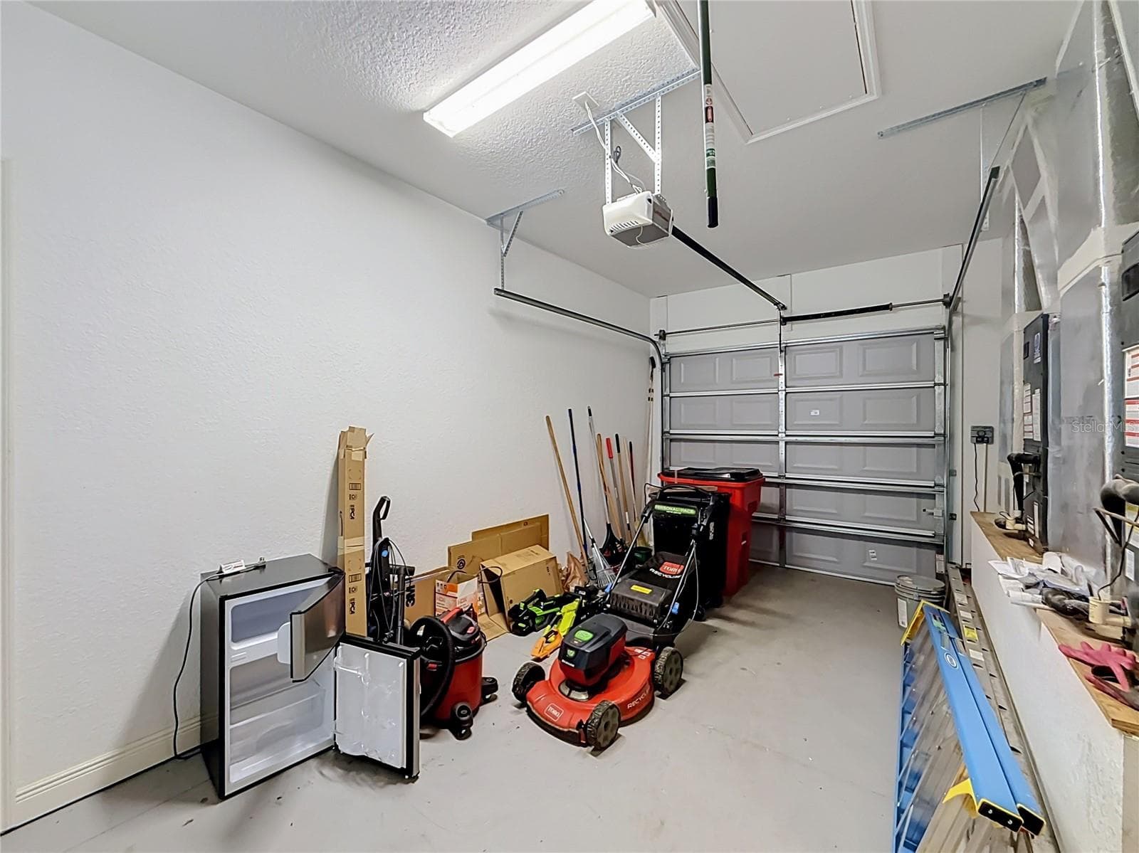Single Family Residence at 10620 NE 104TH CIR, OXFORD, photo 60 of 67