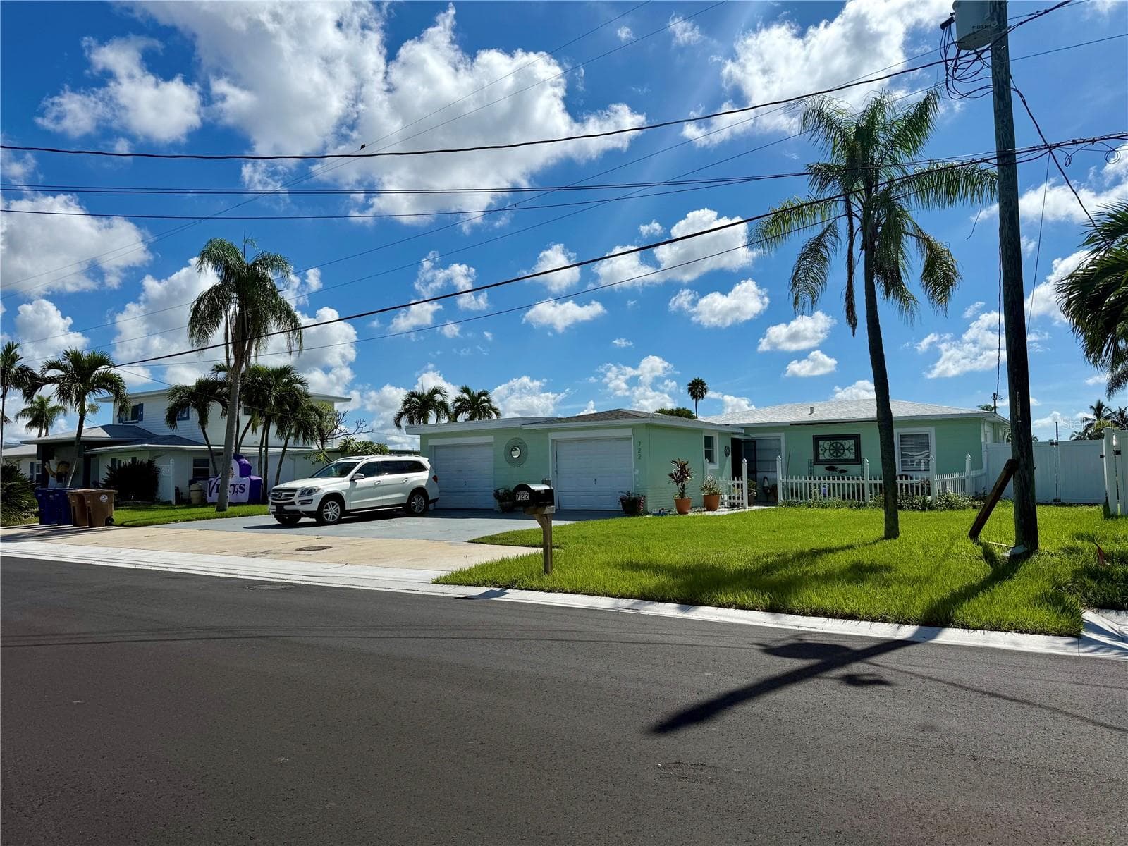 Land at 722 PRUITT DR, MADEIRA BEACH, photo 2 of 5
