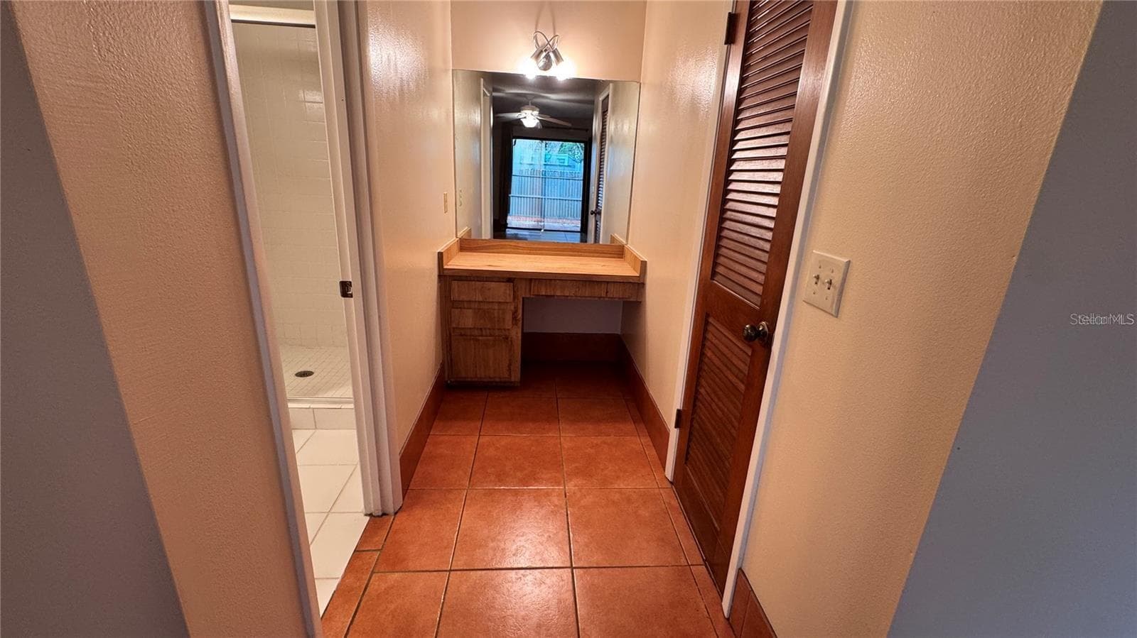 Primary Makeup Vanity - 2657 EXUMA WAY, WINTER PARK