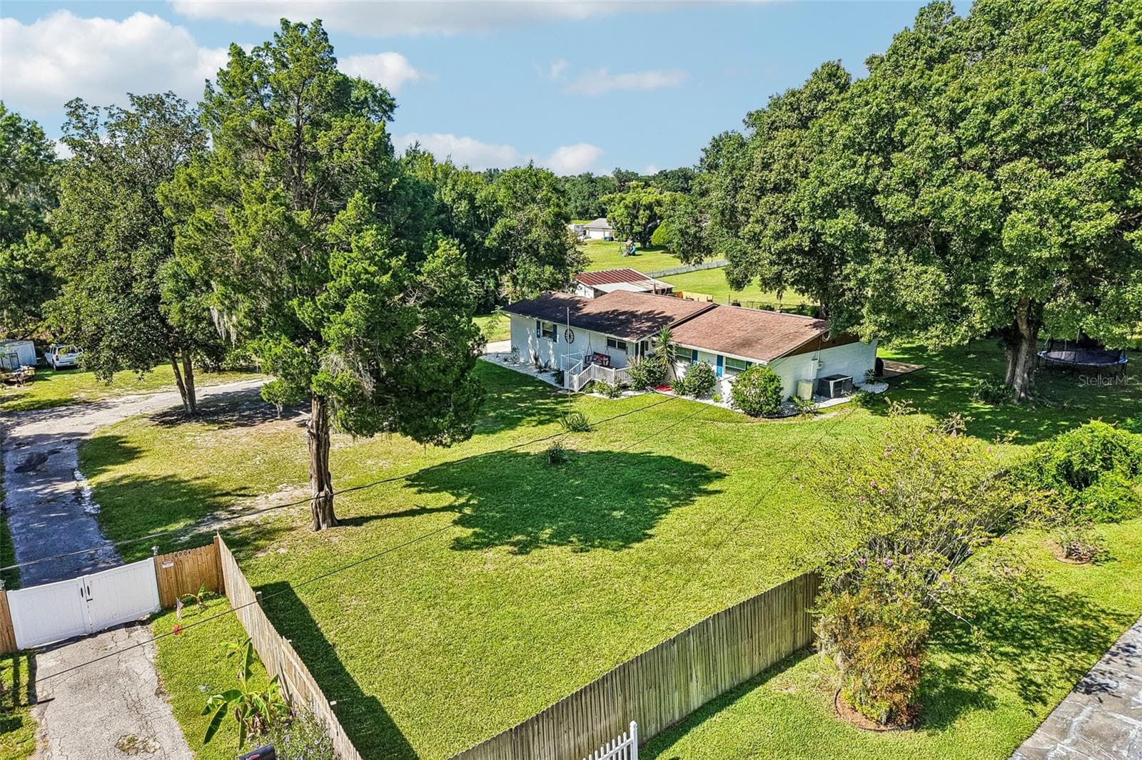 Single Family Residence at 8904 CLAYTON LN, LAKELAND, photo 6 of 42