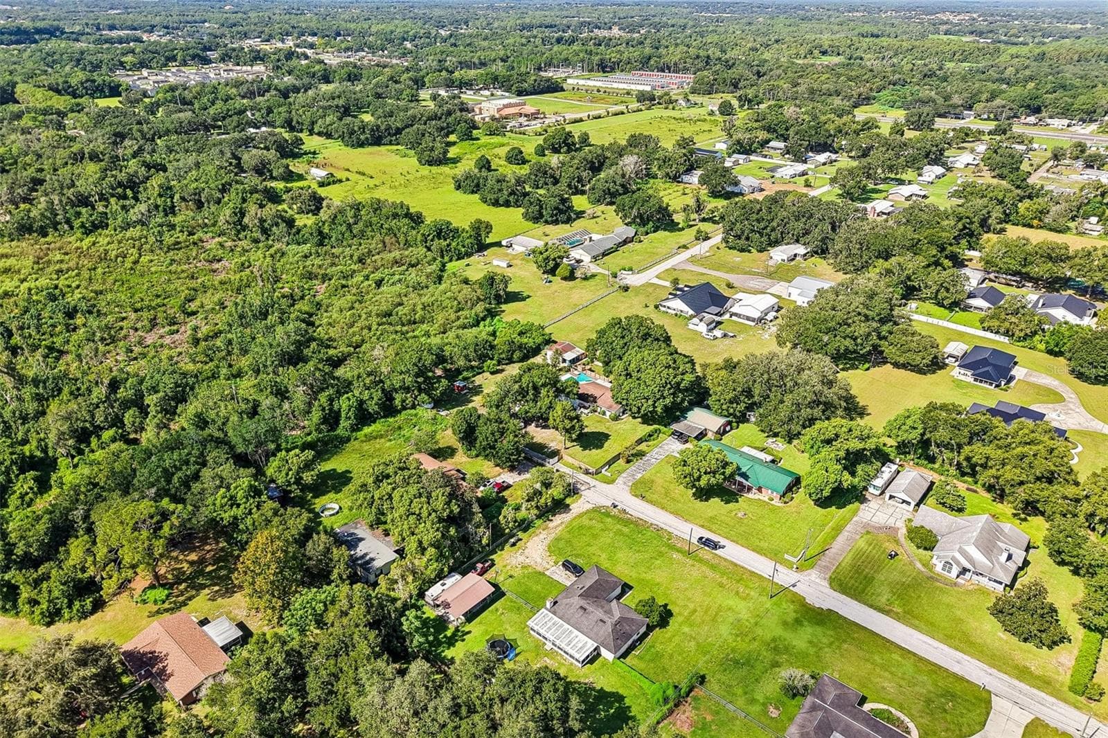 Single Family Residence at 8904 CLAYTON LN, LAKELAND, photo 40 of 42