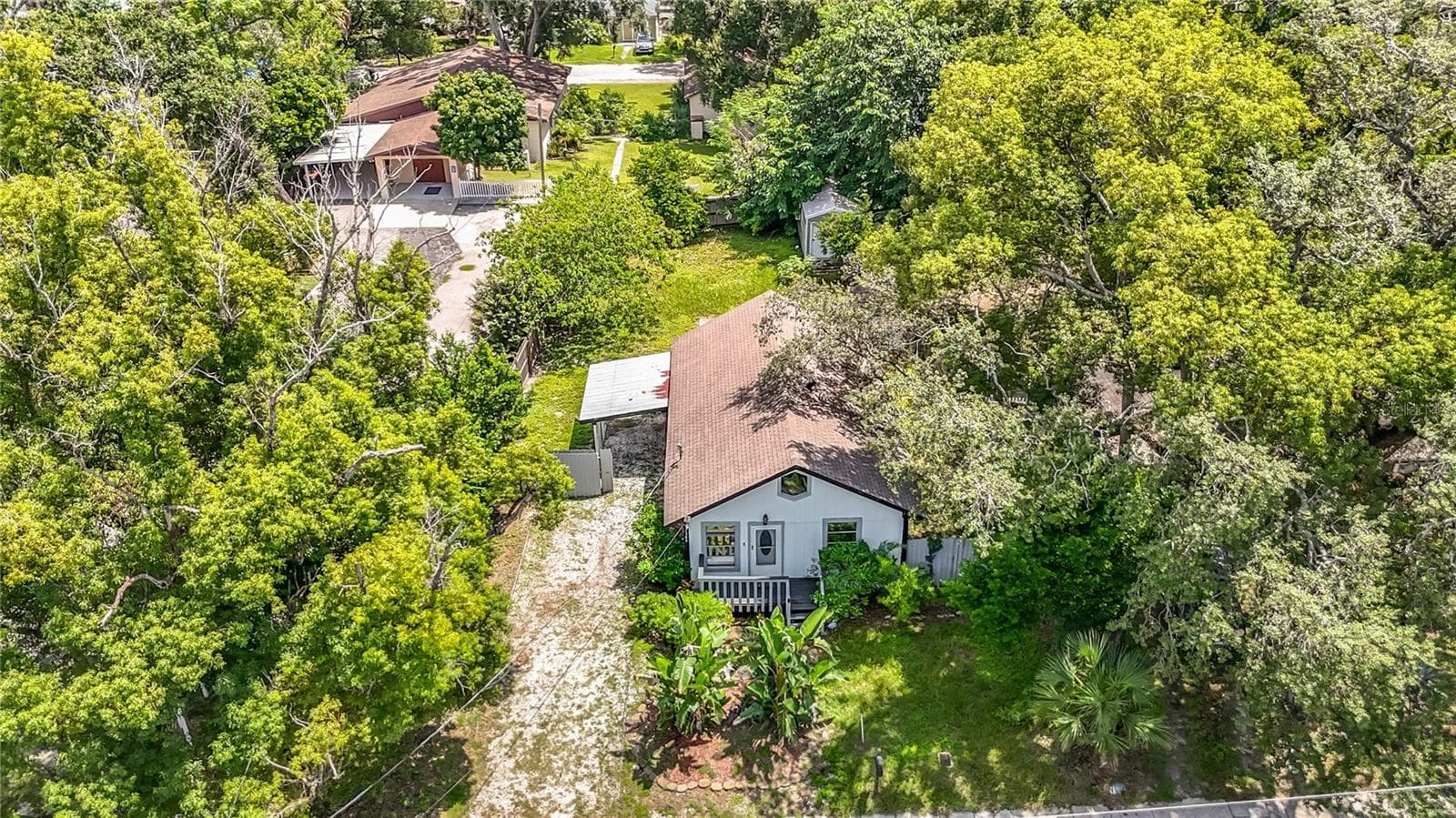 Single Family Residence at 7309 N HUNTLEY AVE, TAMPA, photo 5 of 63