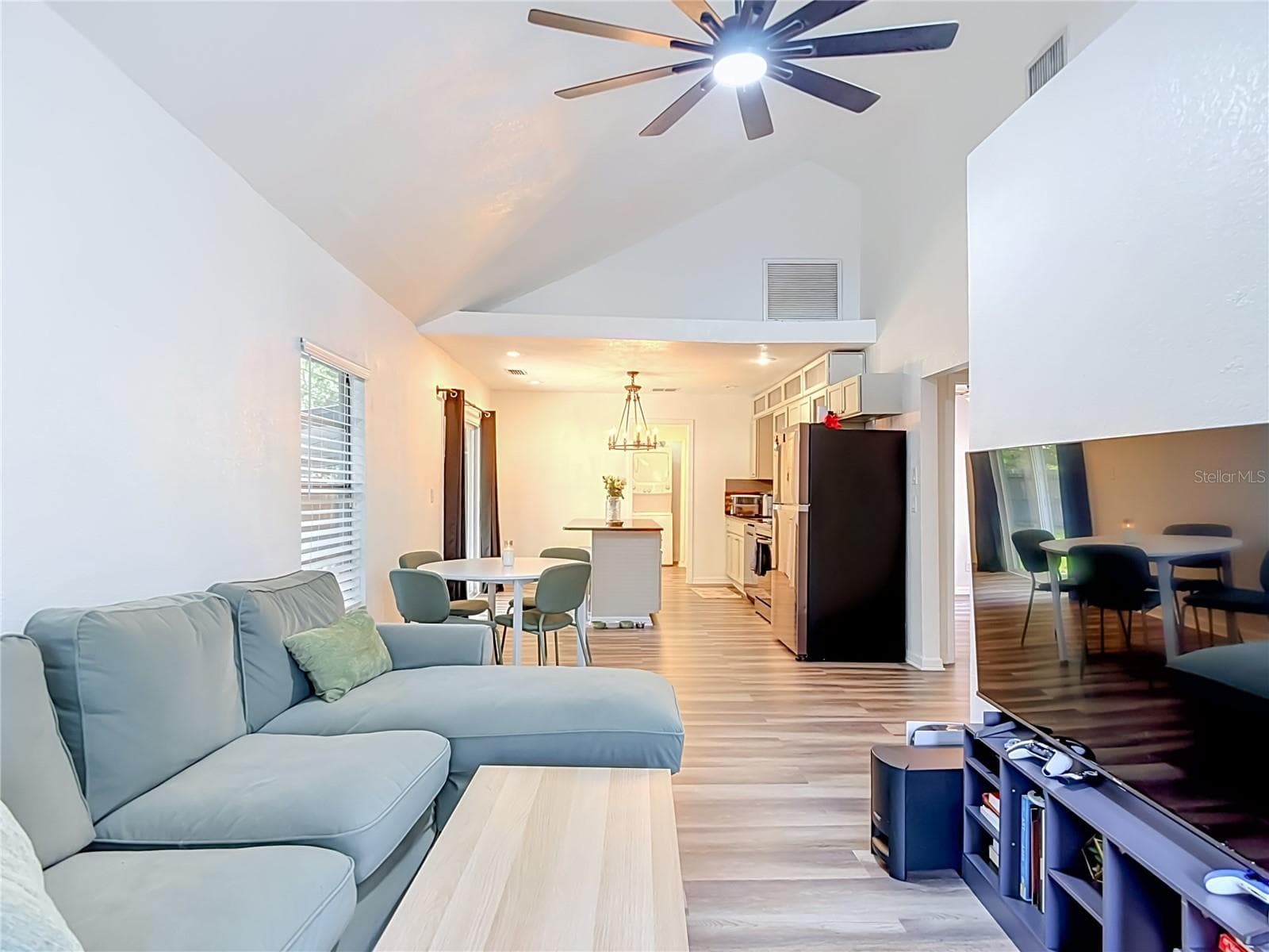 Single Family Residence at 7309 N HUNTLEY AVE, TAMPA, photo 10 of 63