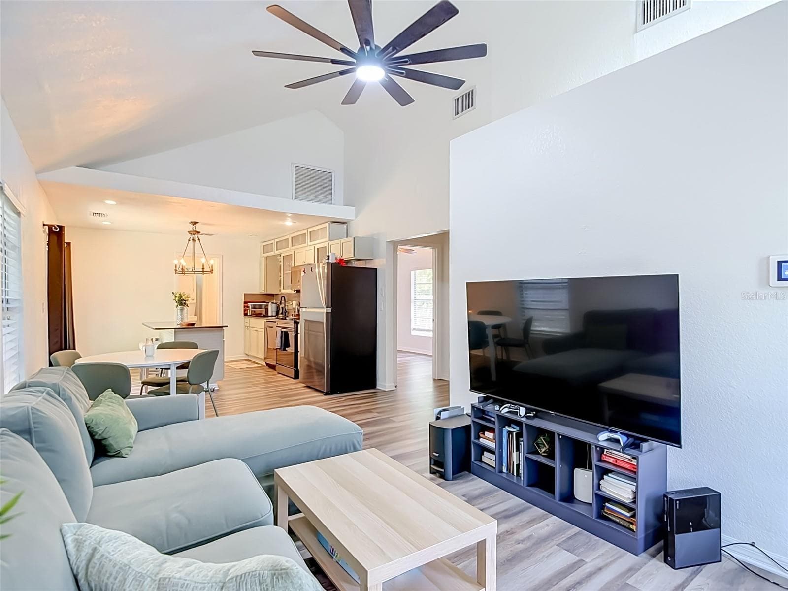 Single Family Residence at 7309 N HUNTLEY AVE, TAMPA, photo 11 of 63