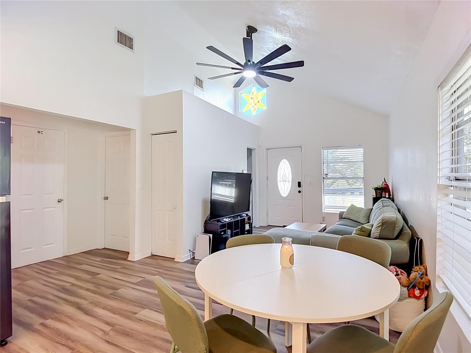 Single Family Residence at 7309 N HUNTLEY AVE, TAMPA, photo 18 of 63