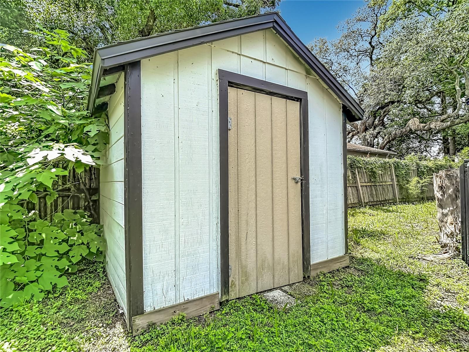 Single Family Residence at 7309 N HUNTLEY AVE, TAMPA, photo 53 of 63