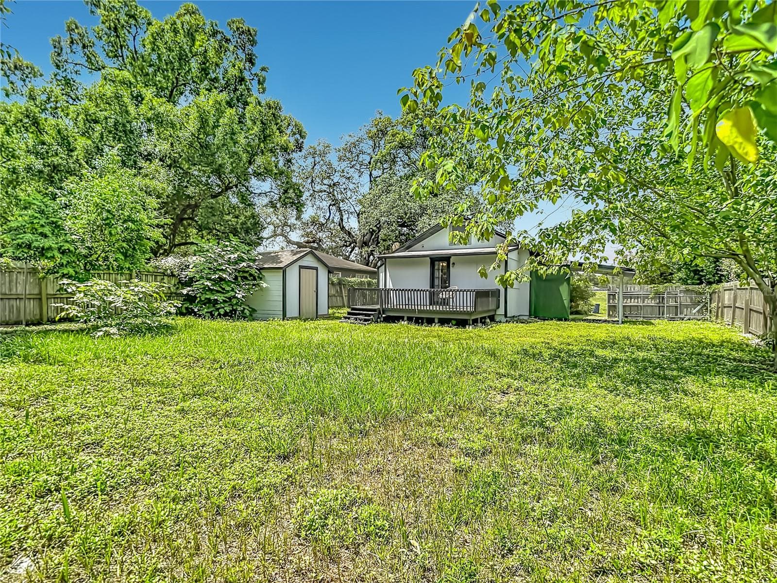Single Family Residence at 7309 N HUNTLEY AVE, TAMPA, photo 59 of 63