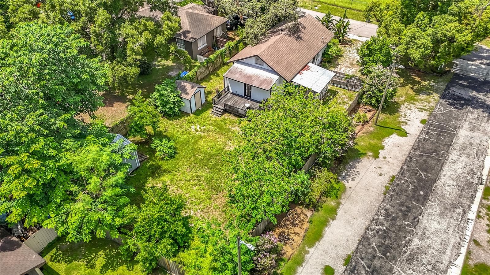 Single Family Residence at 7309 N HUNTLEY AVE, TAMPA, photo 61 of 63